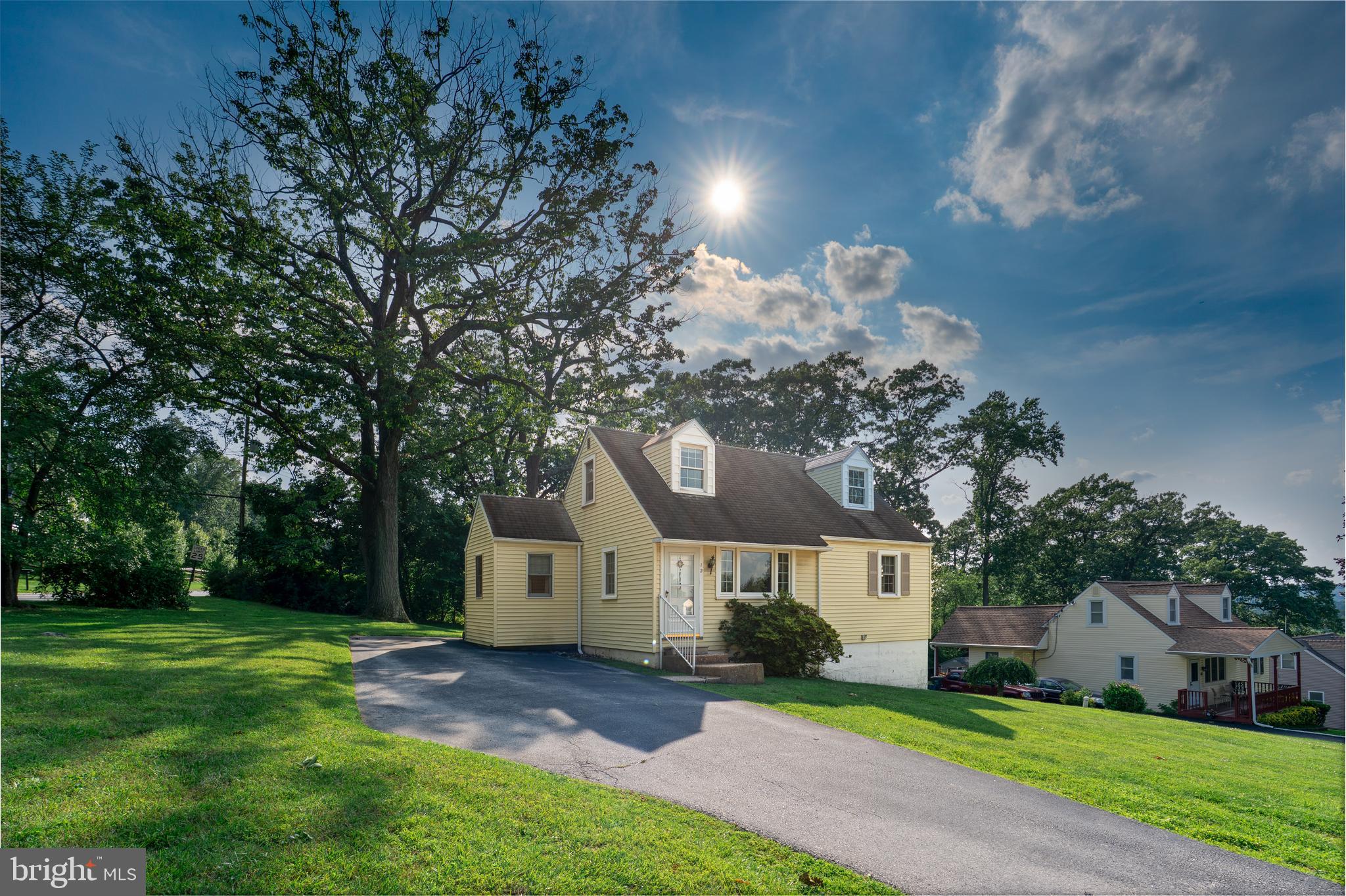 12 LONGVIEW ROAD