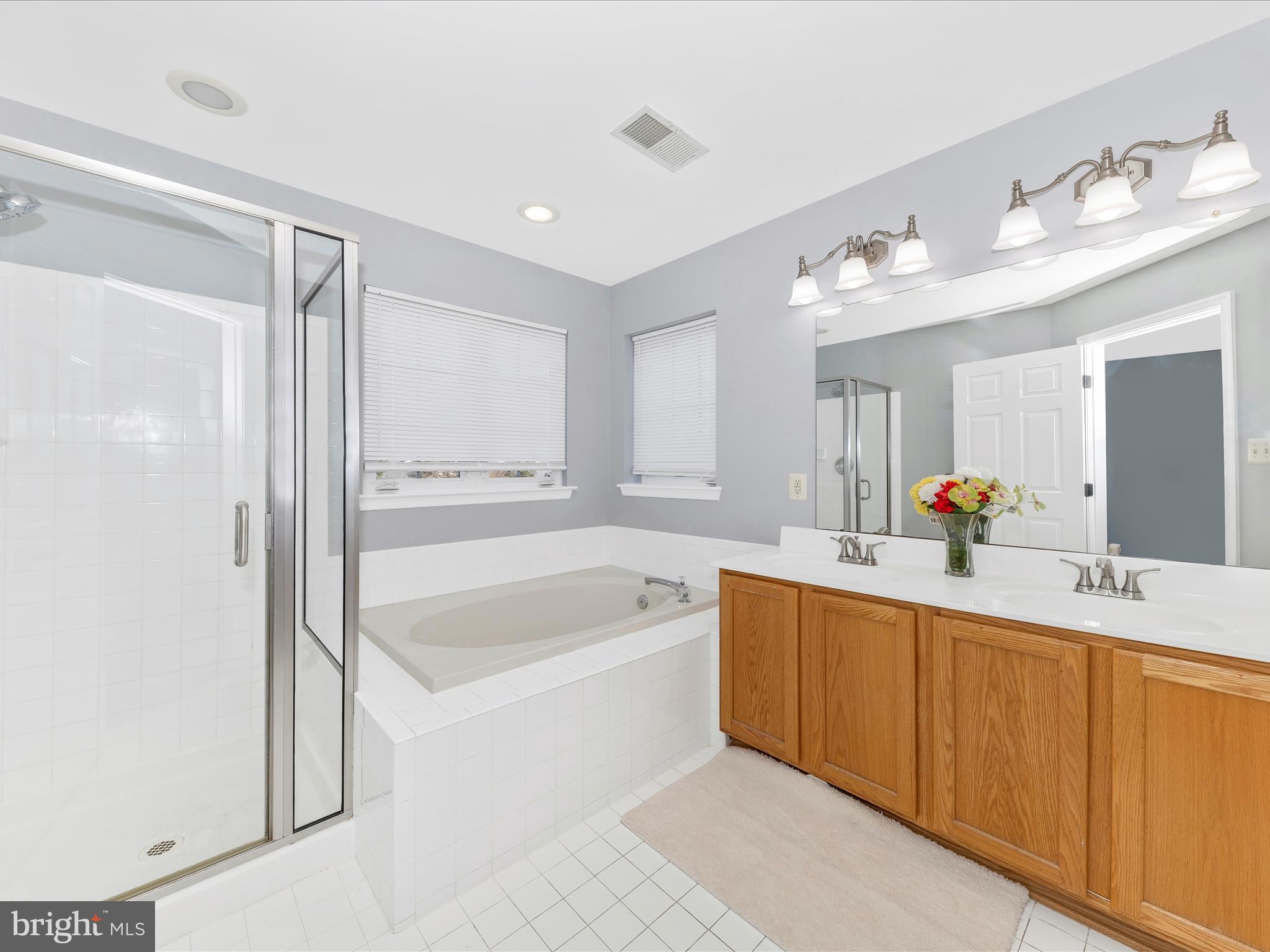 VILLAGES OF URBANA - Residential