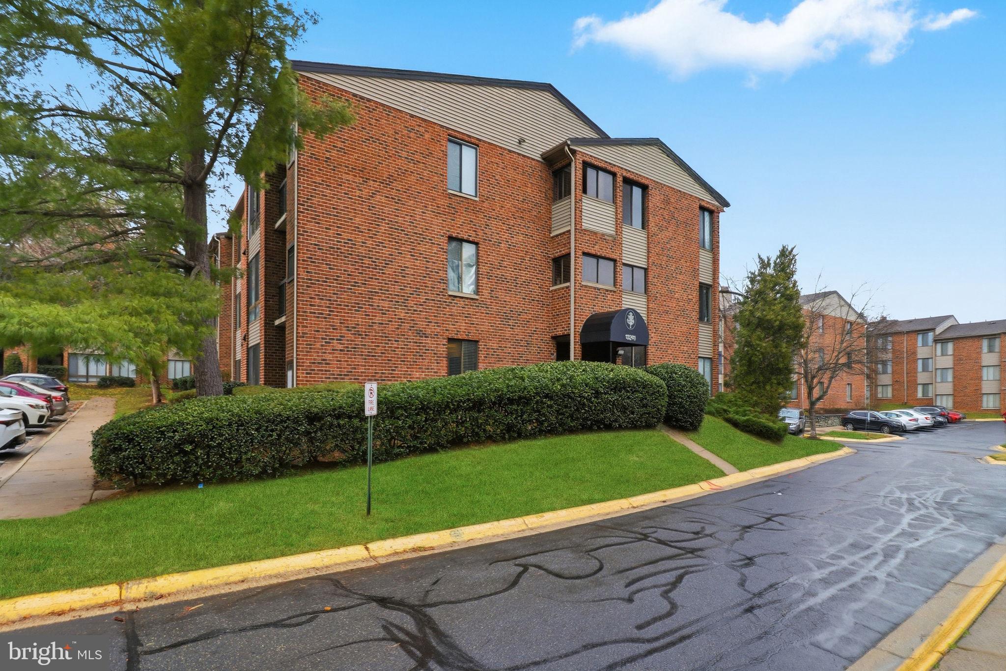 FARMINGDALE - Residential Lease