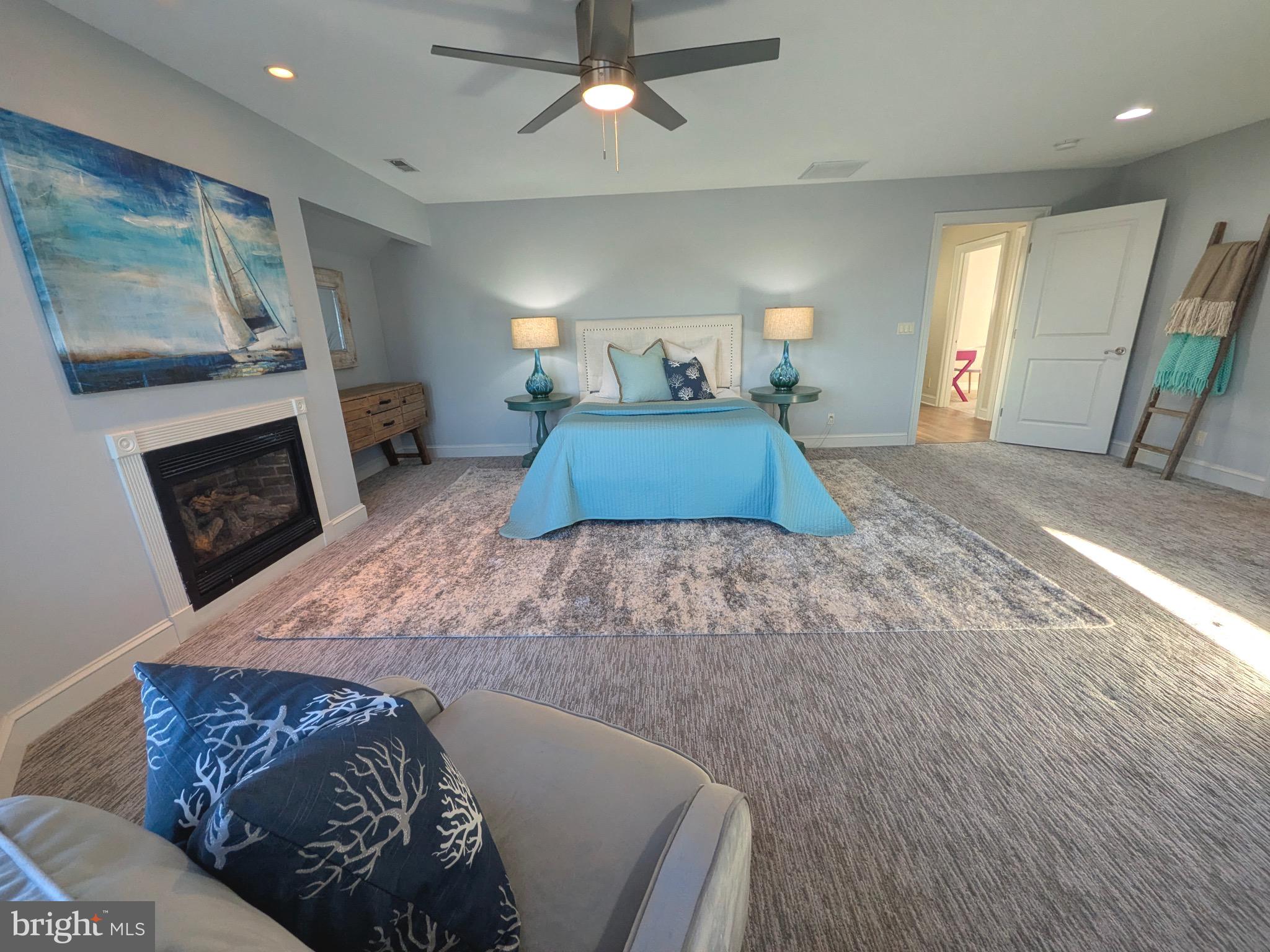 BAY CITY - Residential