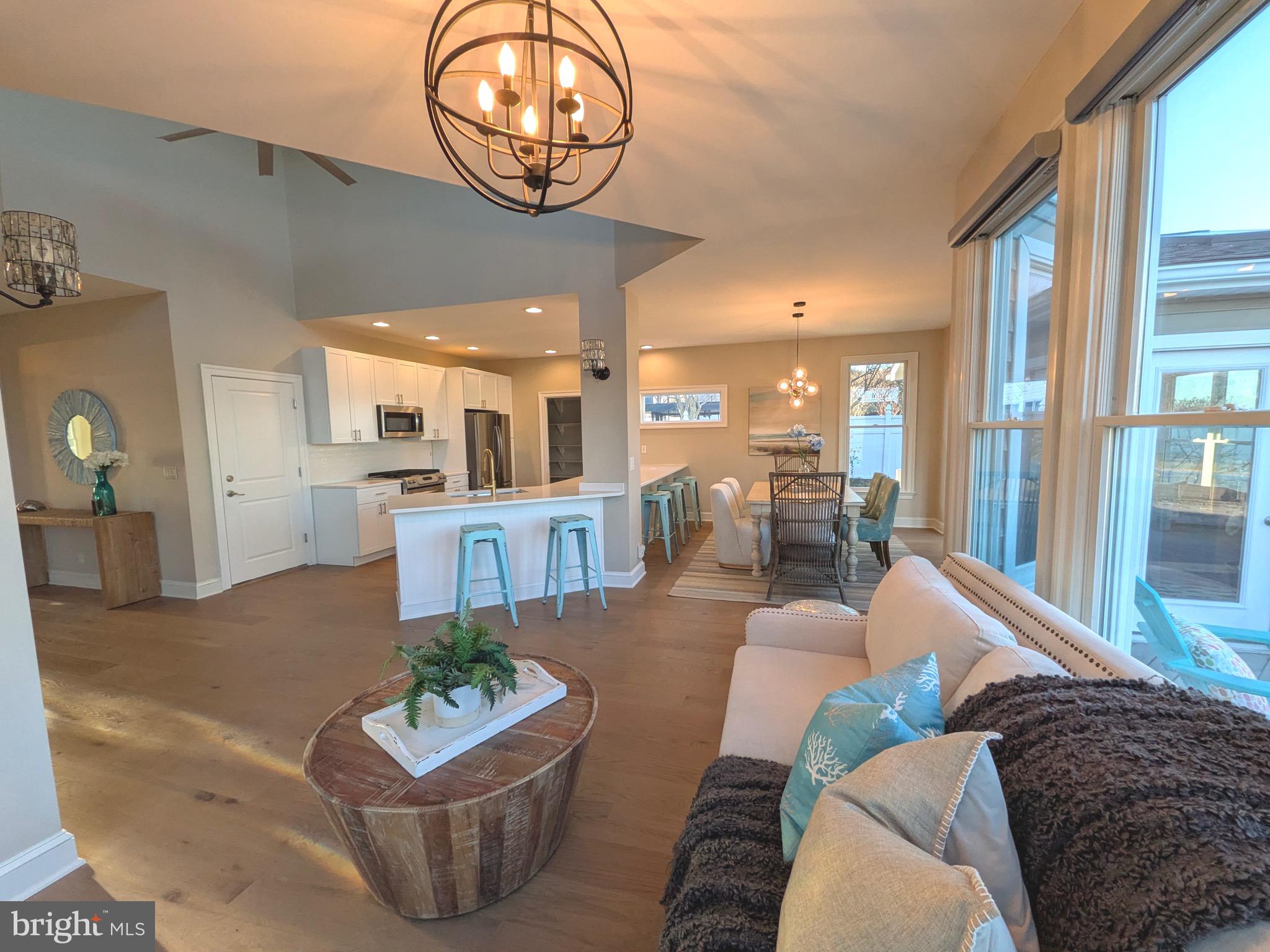 BAY CITY - Residential