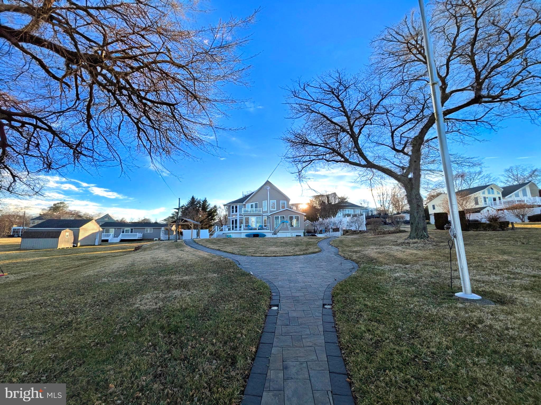 BAY CITY - Residential