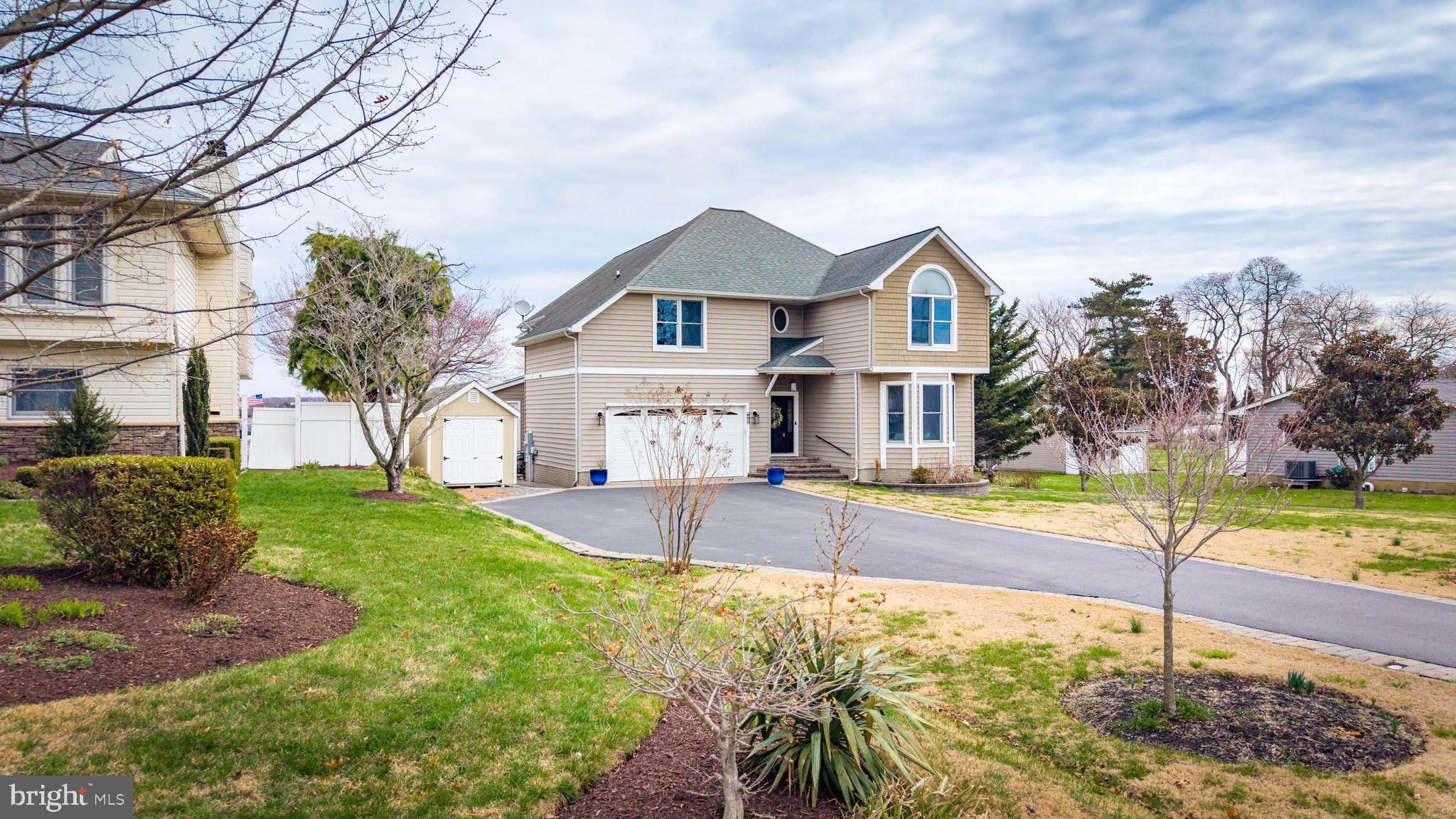 BAY CITY - Residential