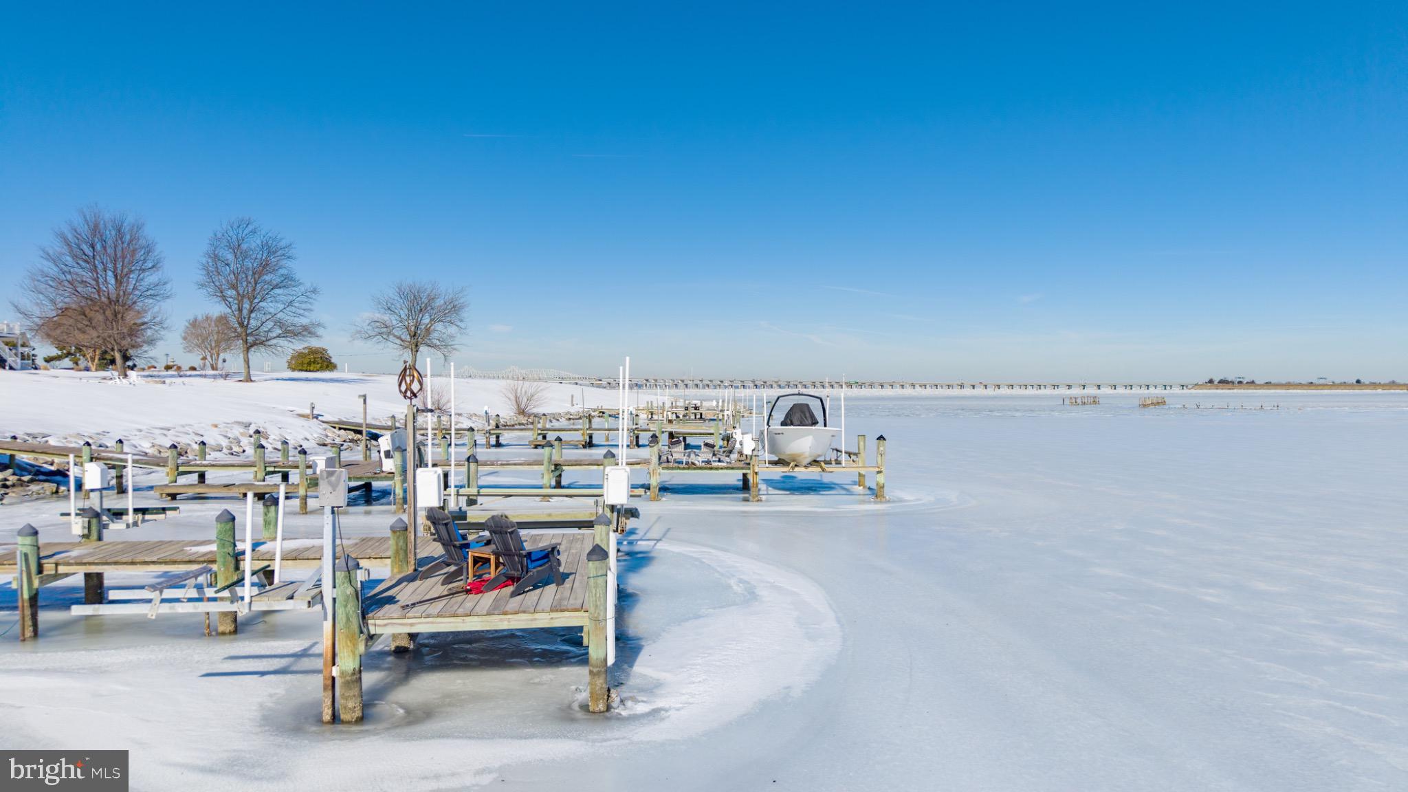 BAY CITY - Residential