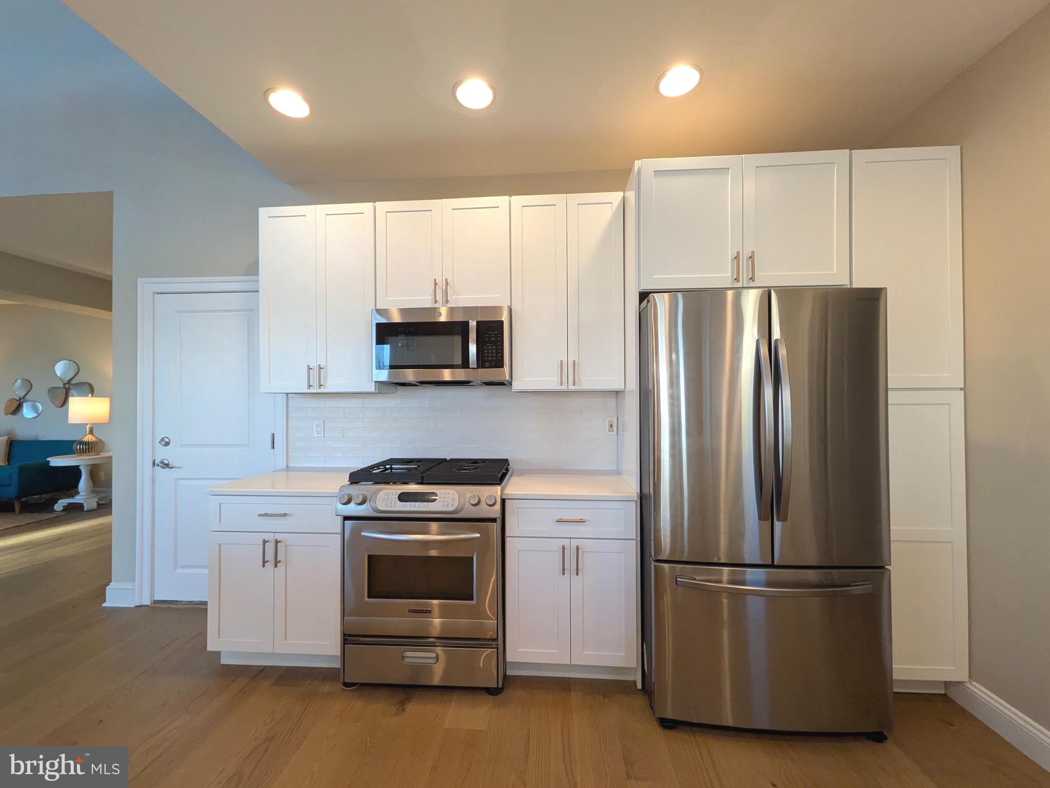 BAY CITY - Residential