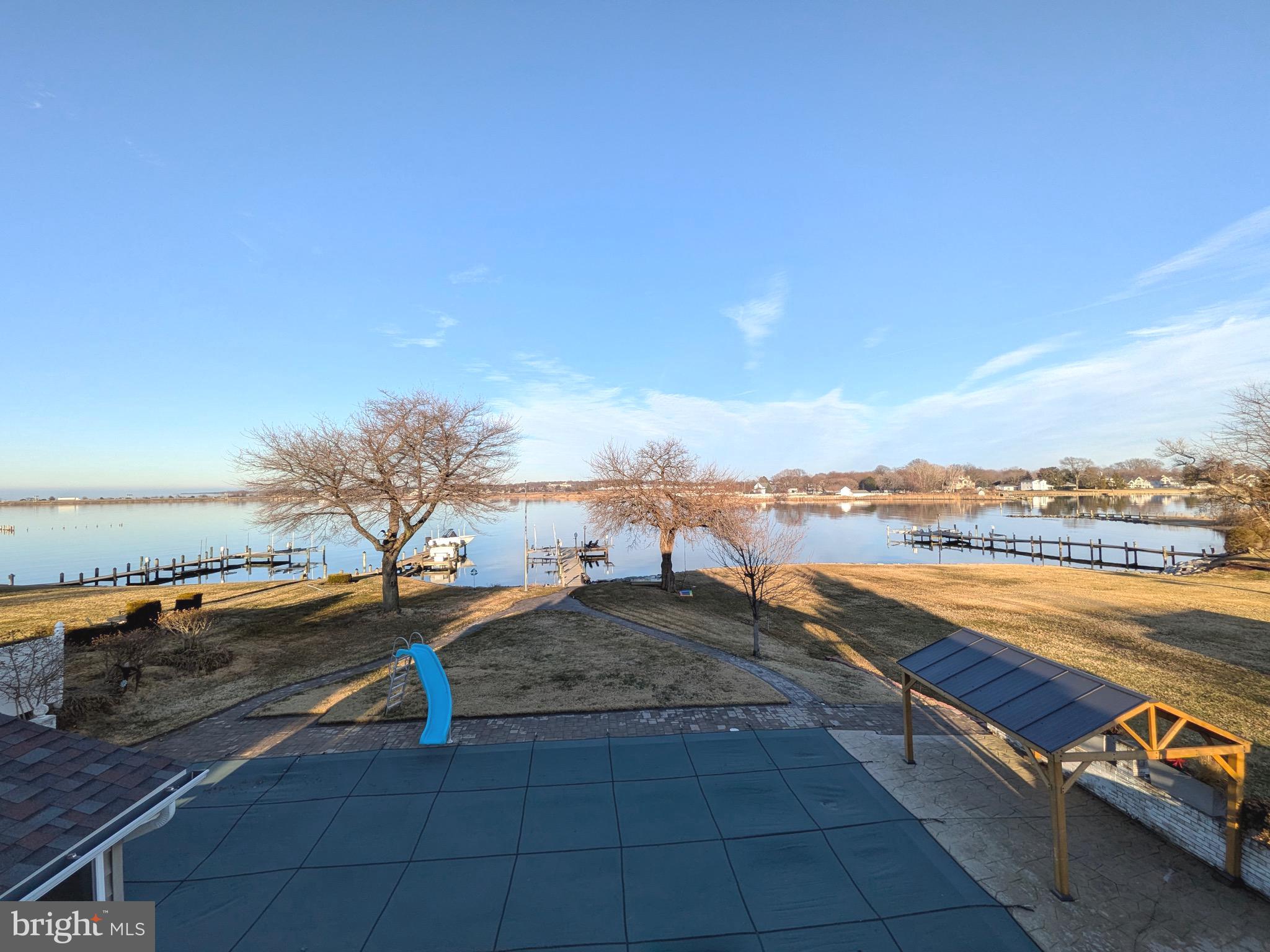 BAY CITY - Residential