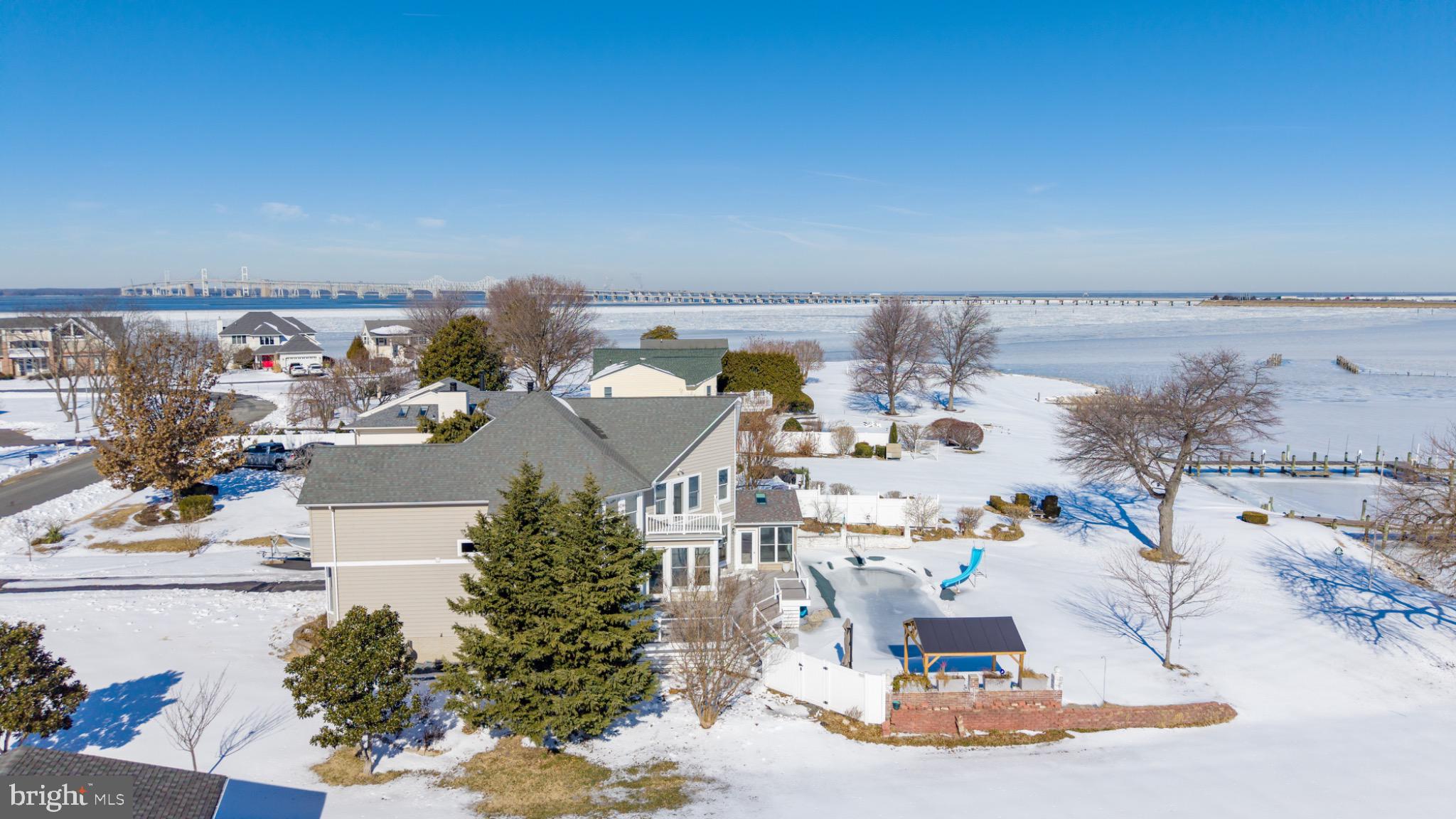 BAY CITY - Residential