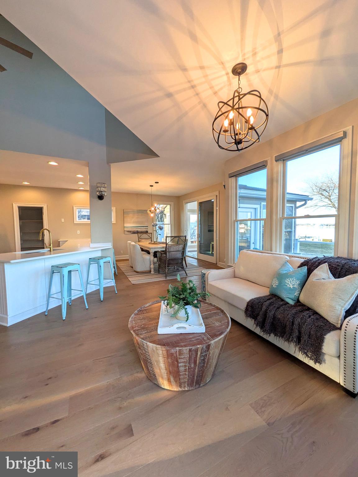 BAY CITY - Residential