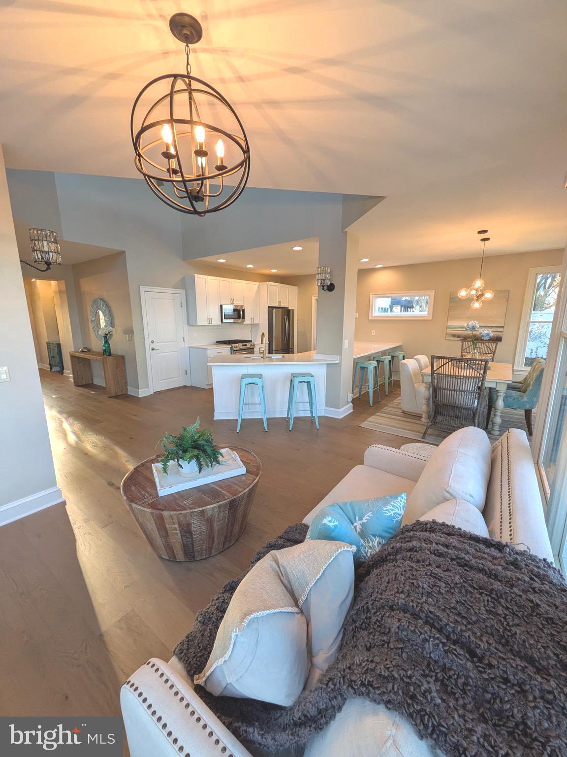 BAY CITY - Residential