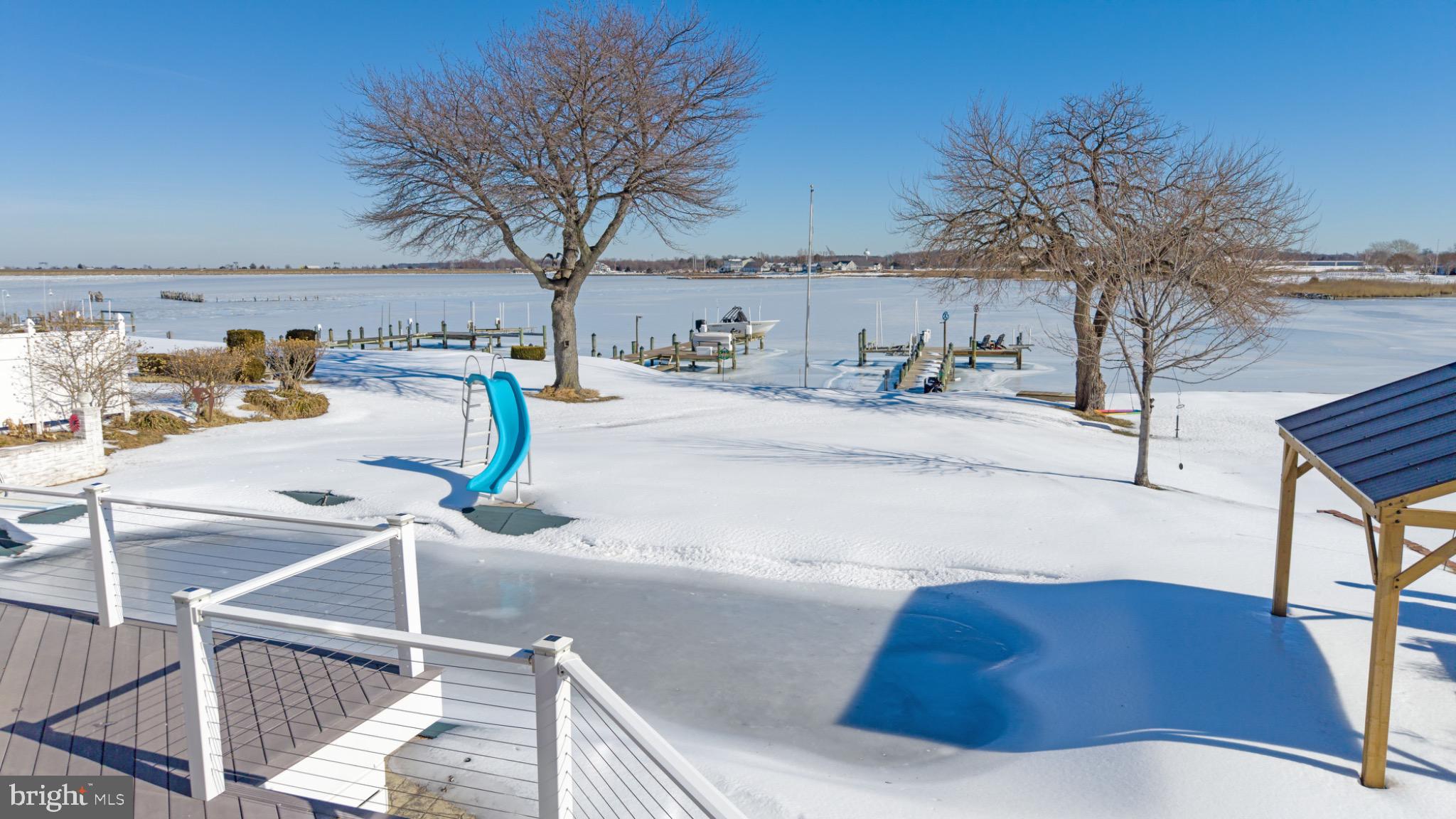 BAY CITY - Residential