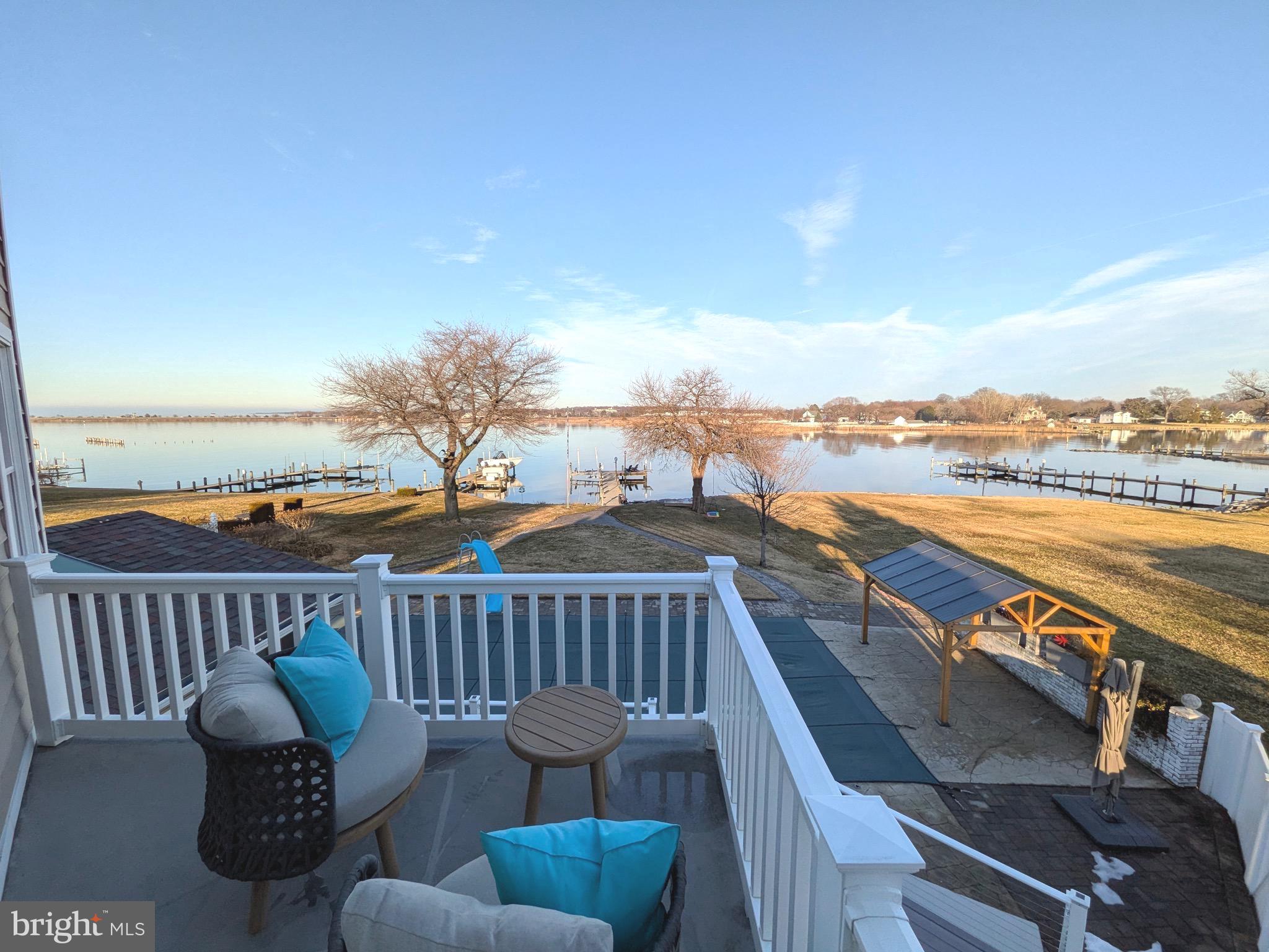 BAY CITY - Residential