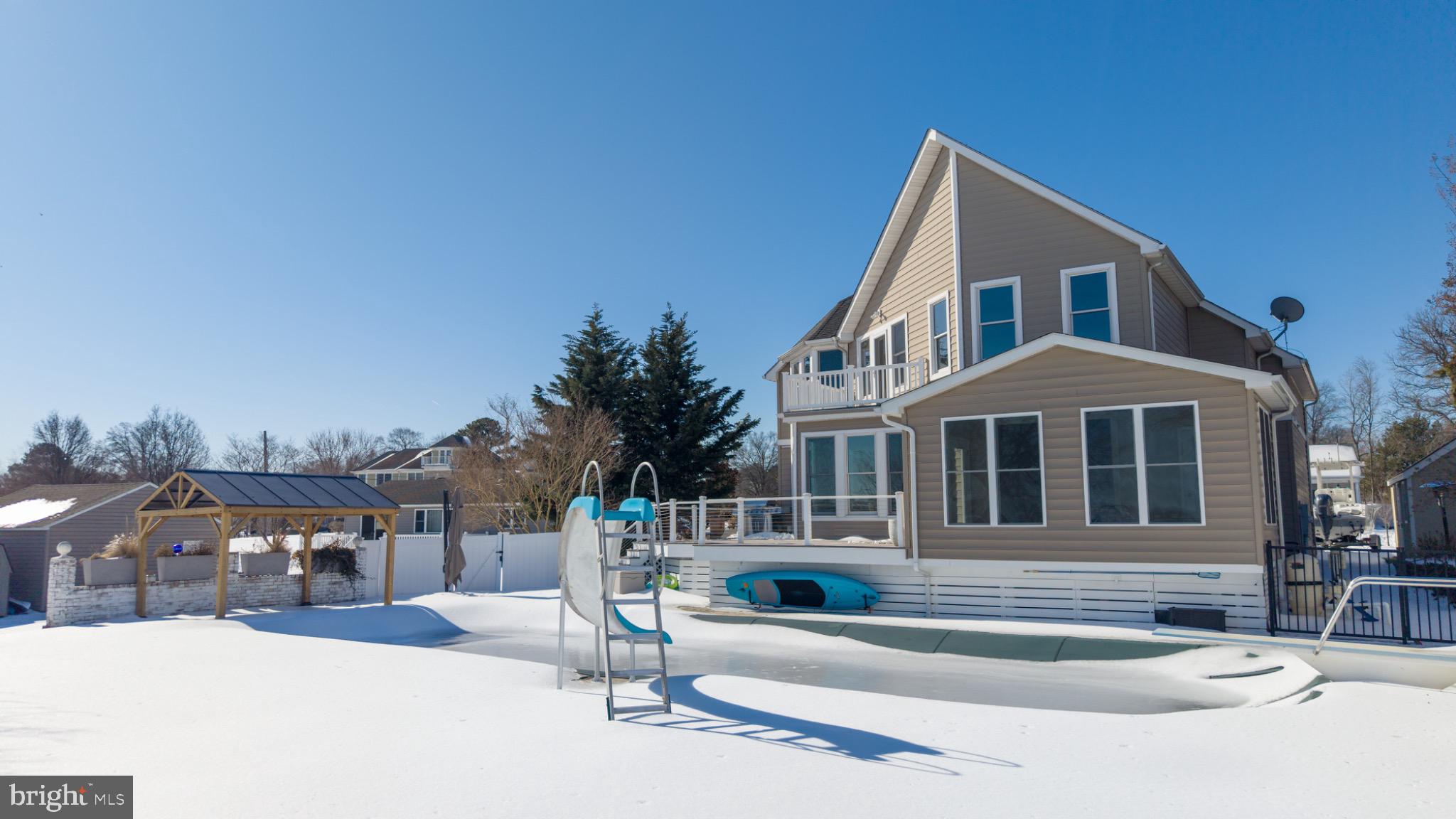 BAY CITY - Residential