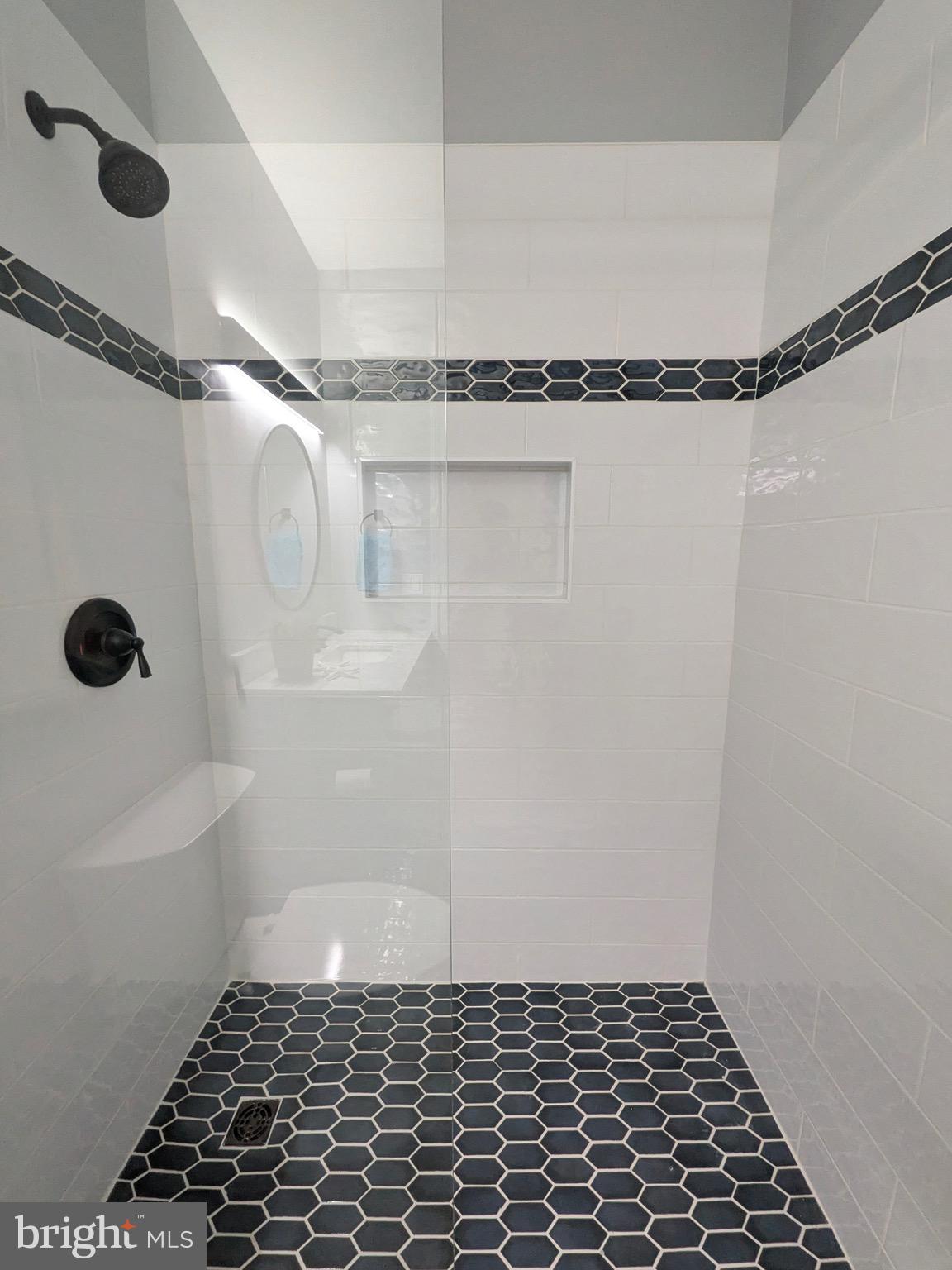 BAY CITY - Residential