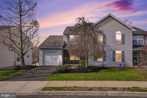 321 CHERRY STREET PENNSBURG PA 18073