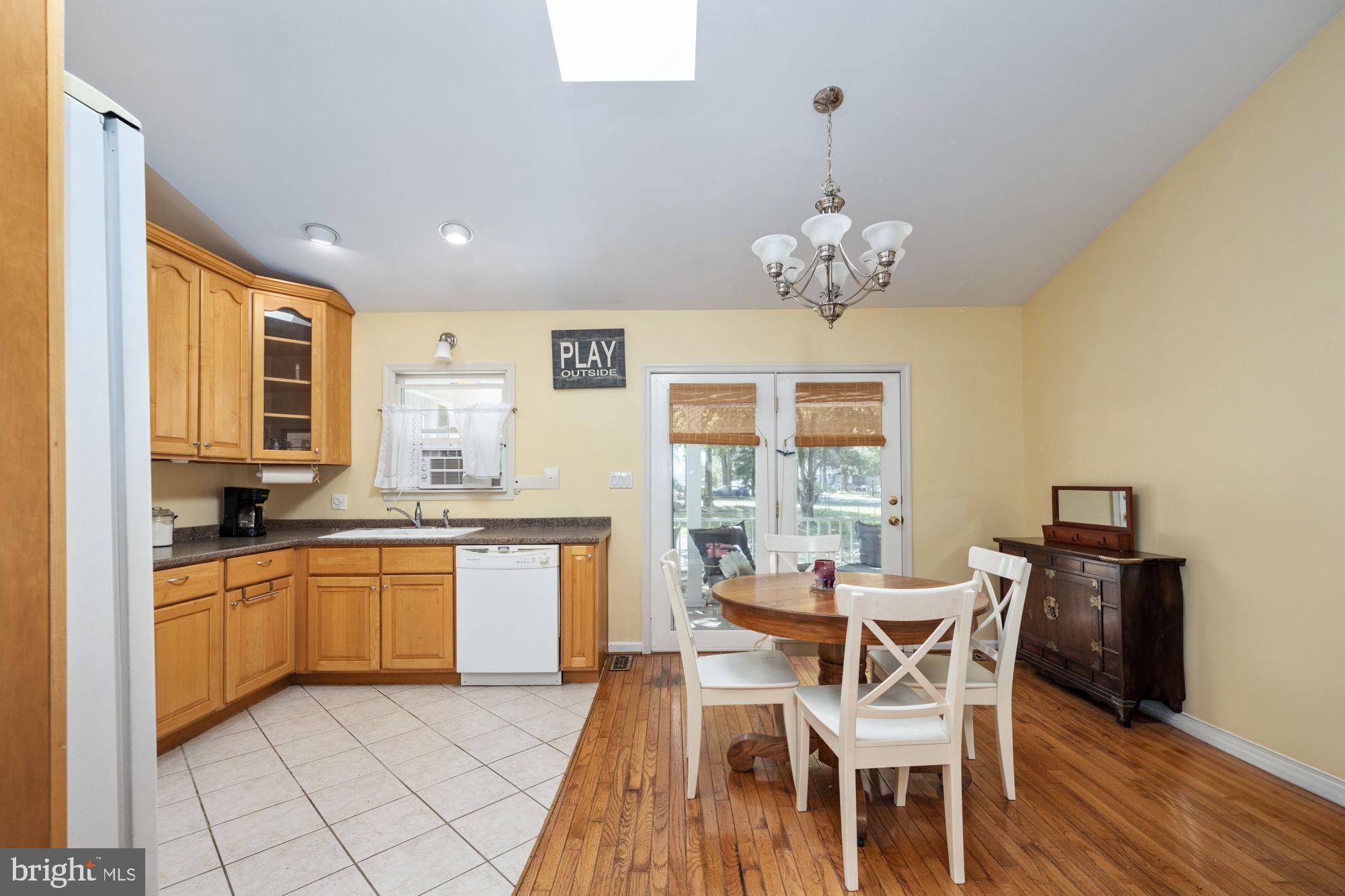 CLASSIC SHORES - Residential