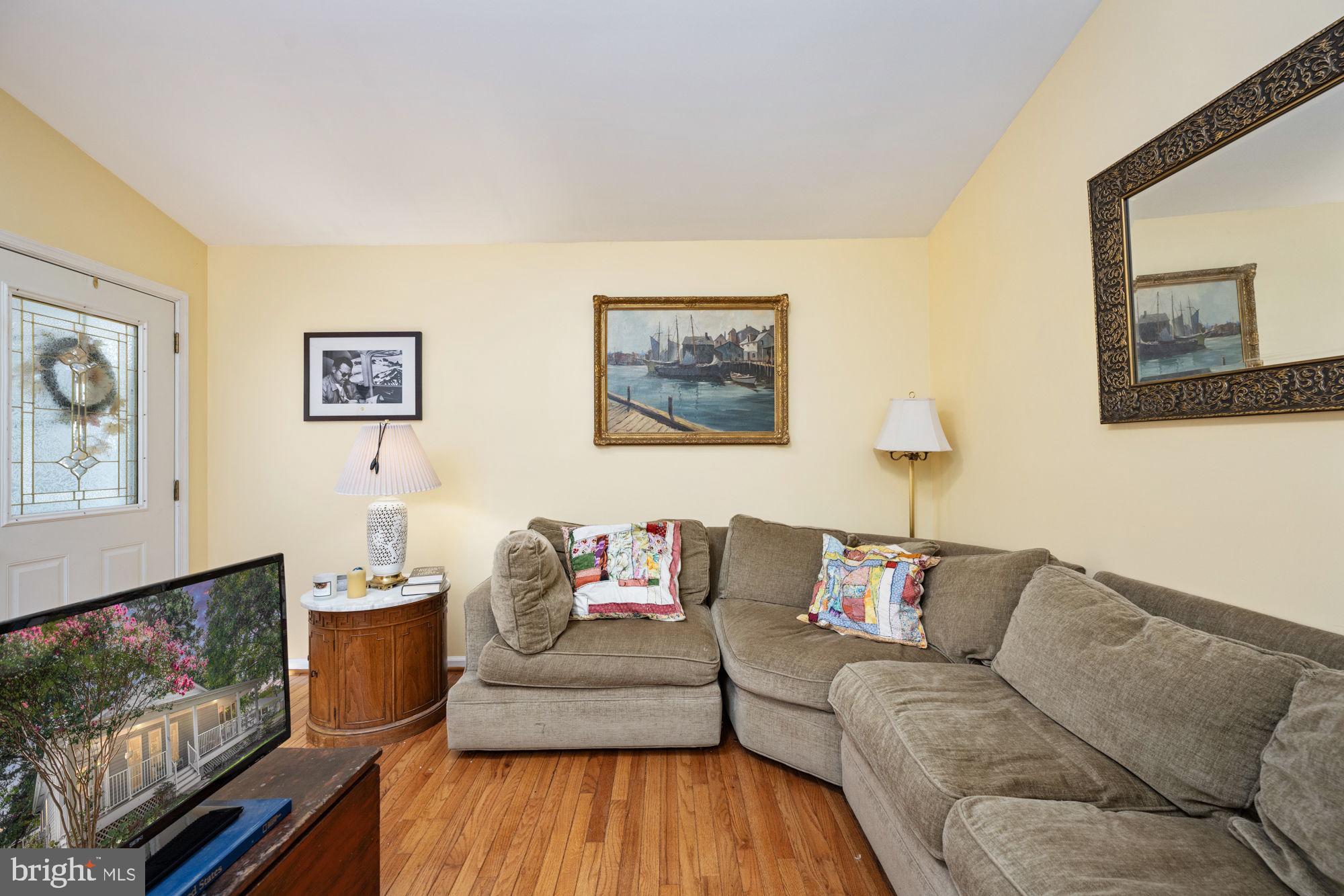 CLASSIC SHORES - Residential