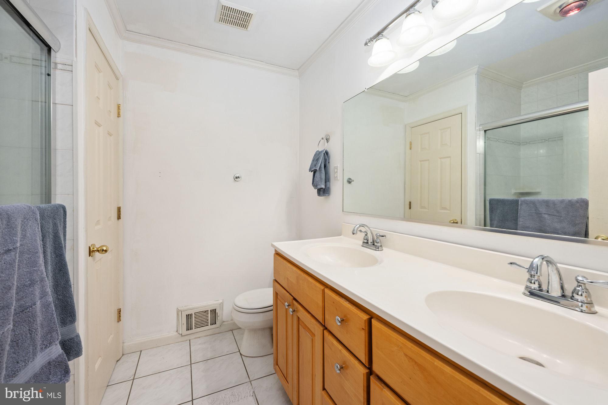 CLASSIC SHORES - Residential