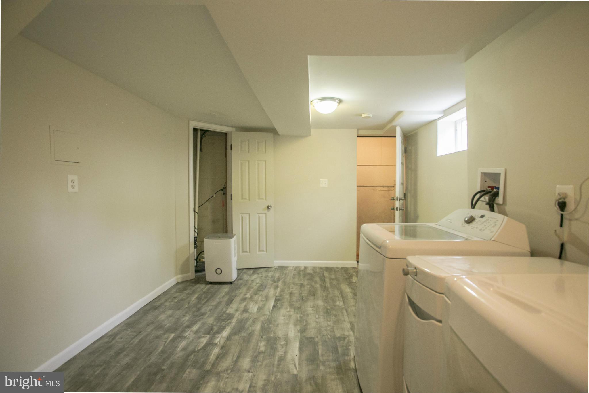 SPRINGFIELD ESTATES - Residential