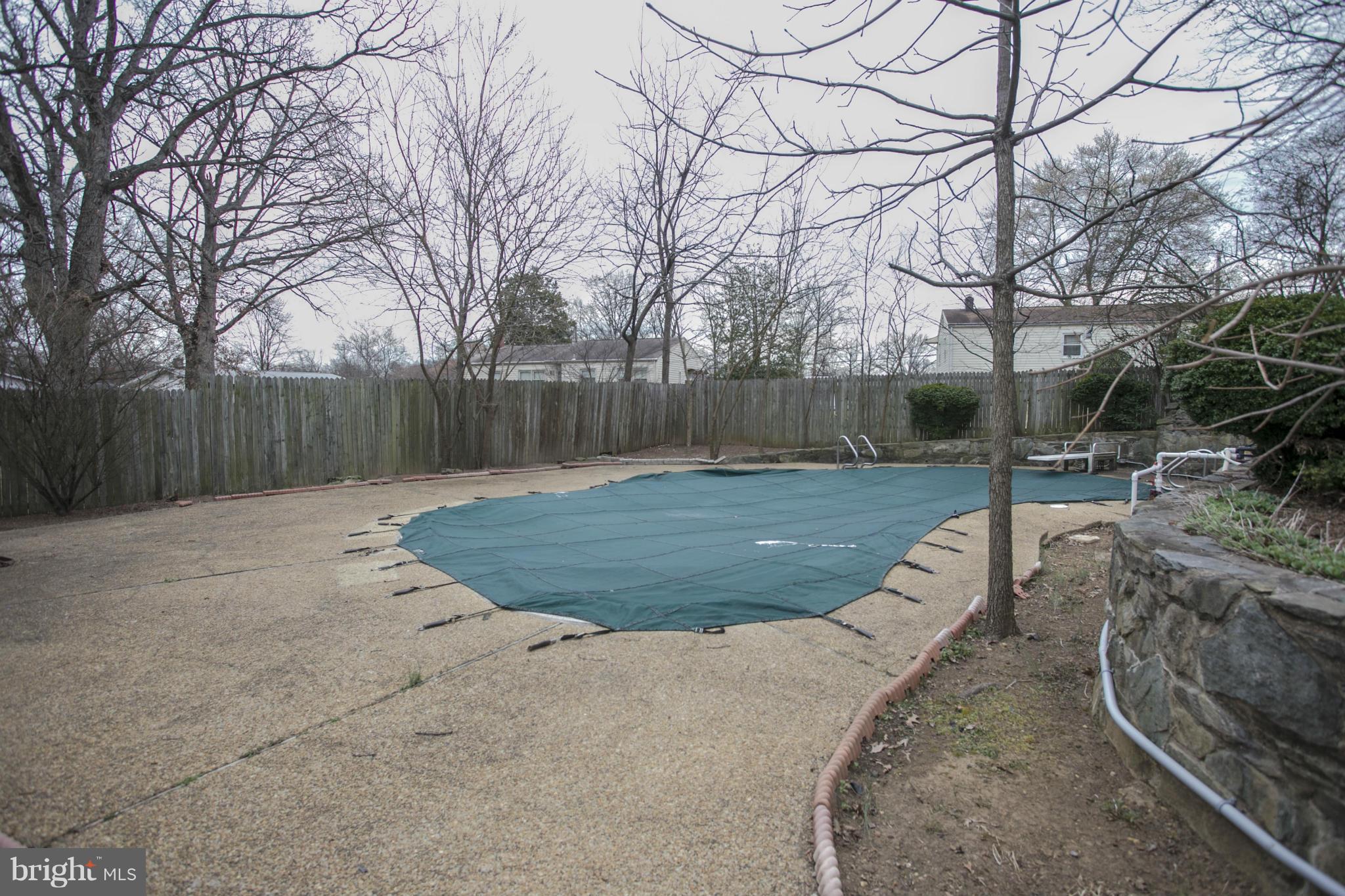 SPRINGFIELD ESTATES - Residential