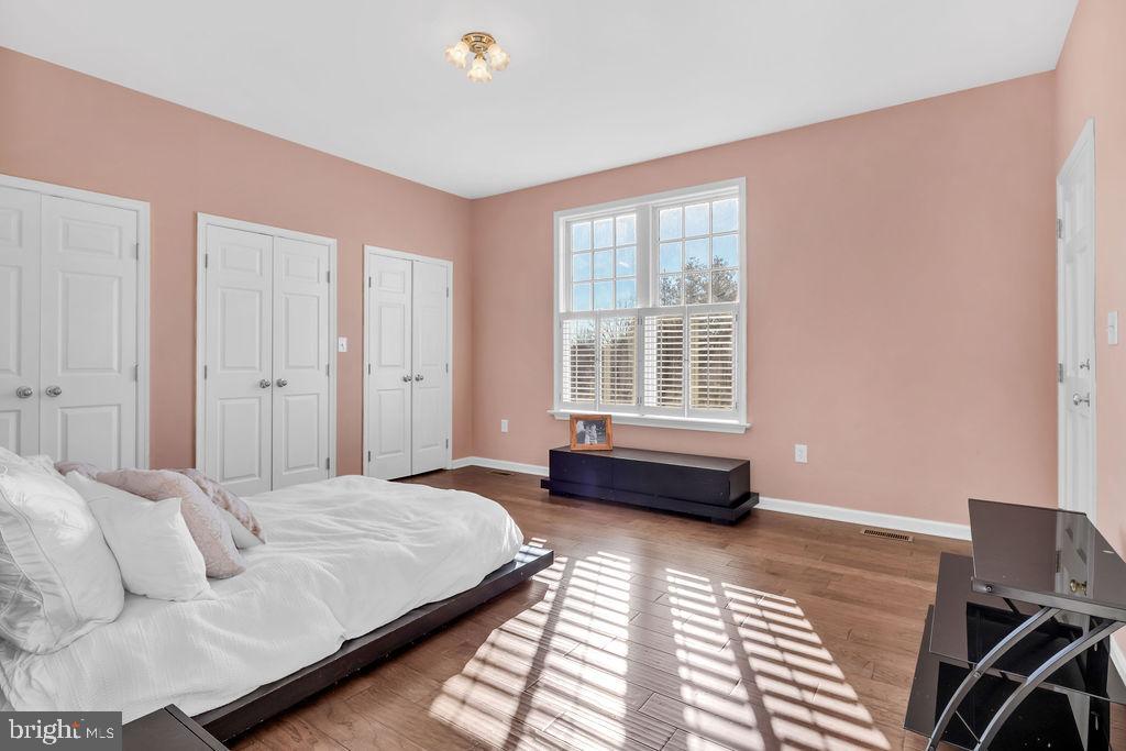 HUTCHISON - Residential