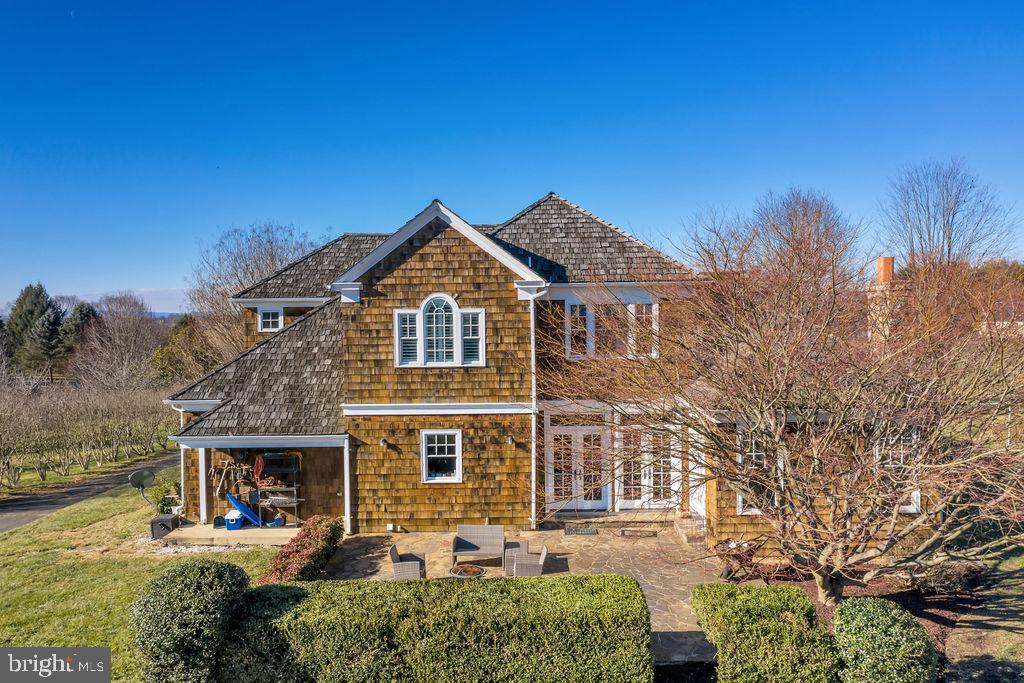 HUTCHISON - Residential