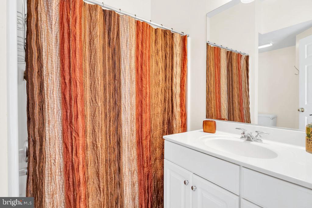 HUTCHISON - Residential