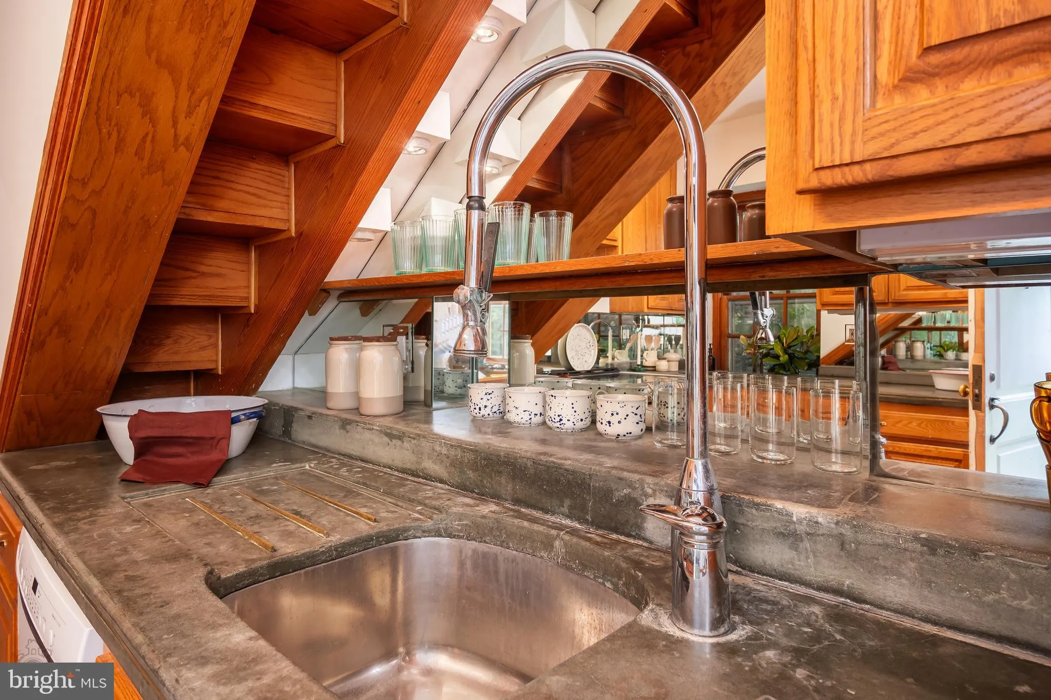 Philadelphia, Pennsylvania 19118, United States, 4 Bedrooms Bedrooms, ,3 BathroomsBathrooms,Residential,Active,136181