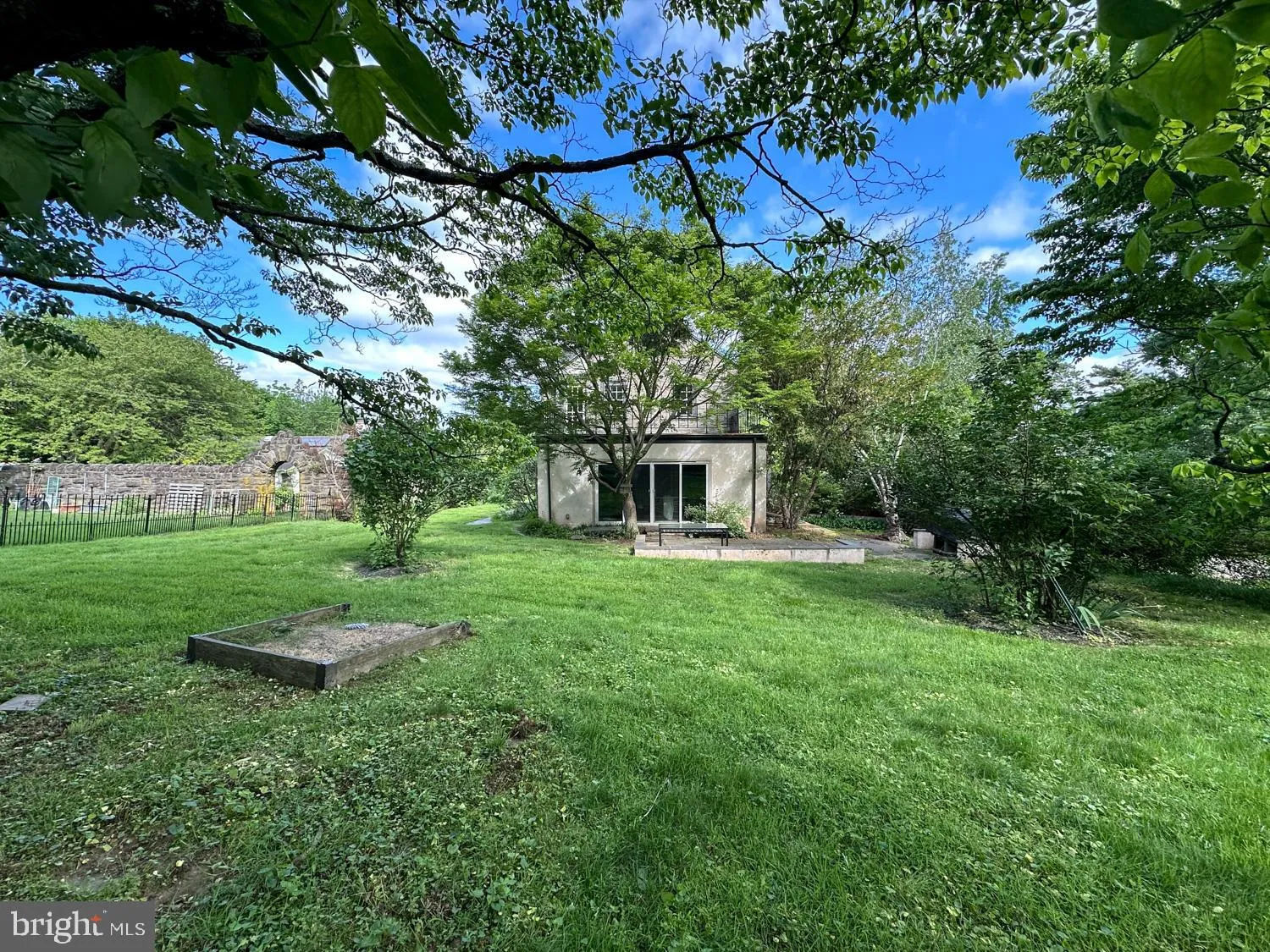 Philadelphia, Pennsylvania 19118, United States, 4 Bedrooms Bedrooms, ,3 BathroomsBathrooms,Residential,Active,136181