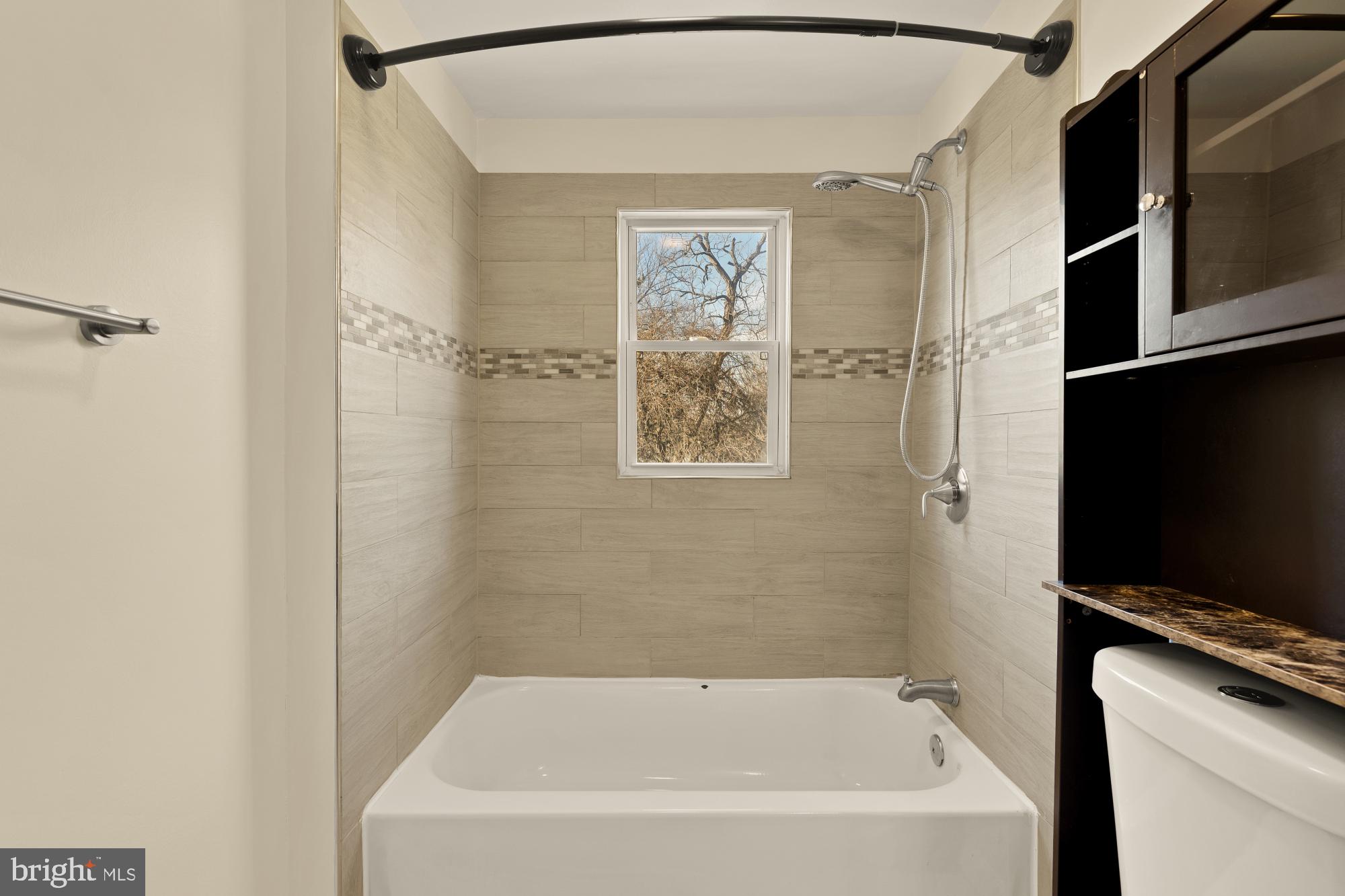 HOLLADAY CO ADDN - Residential Lease