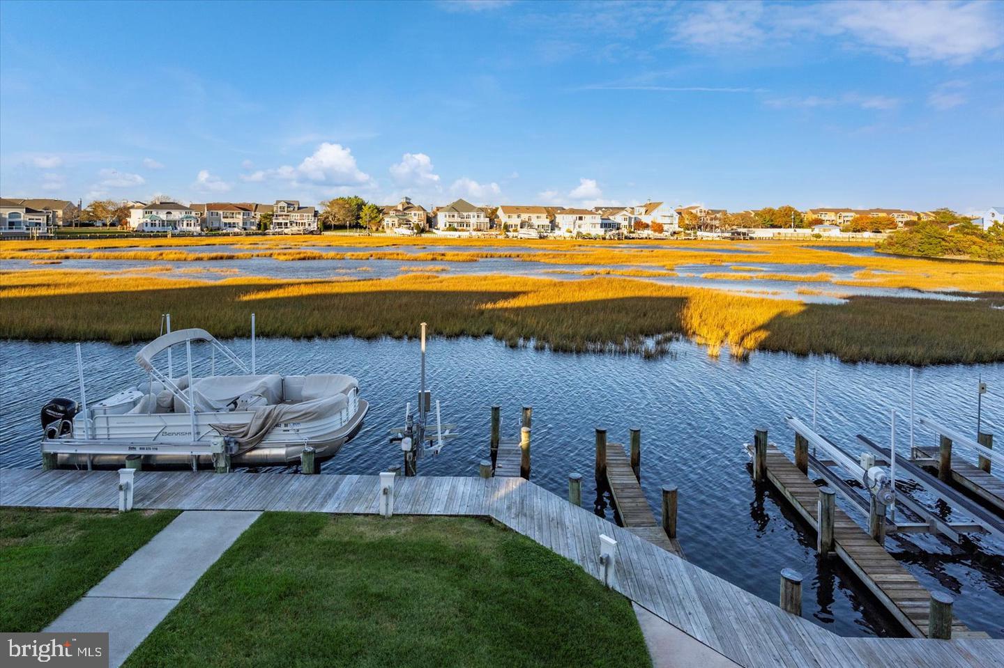 204 S HERON DRIVE 202 G