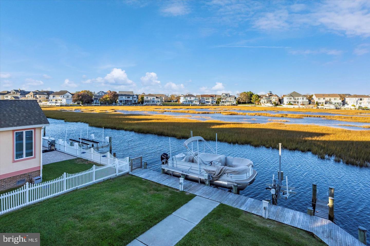 204 S HERON DRIVE 202 G