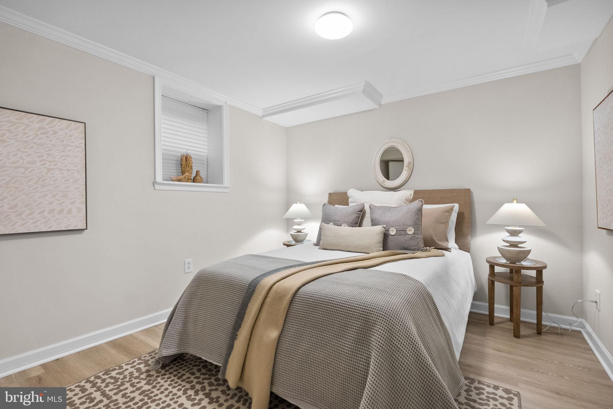 COUNTRY CLUB VILLAGE - Residential