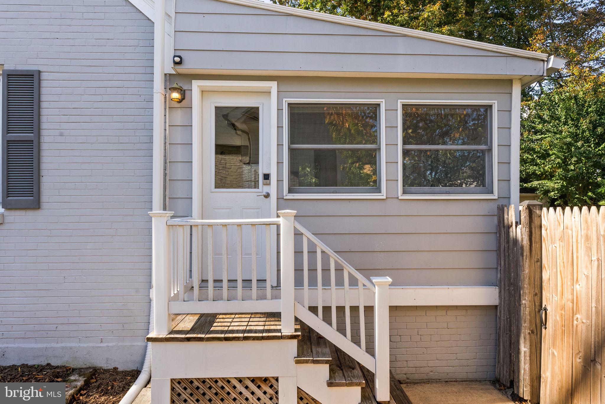 COUNTRY CLUB VILLAGE - Residential