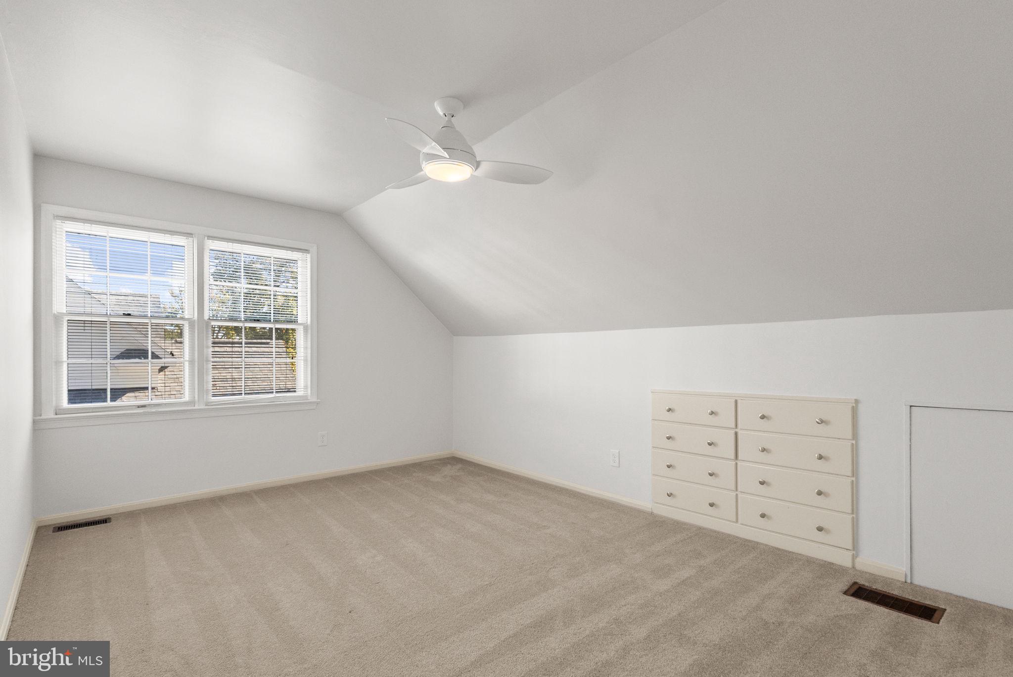 COUNTRY CLUB VILLAGE - Residential