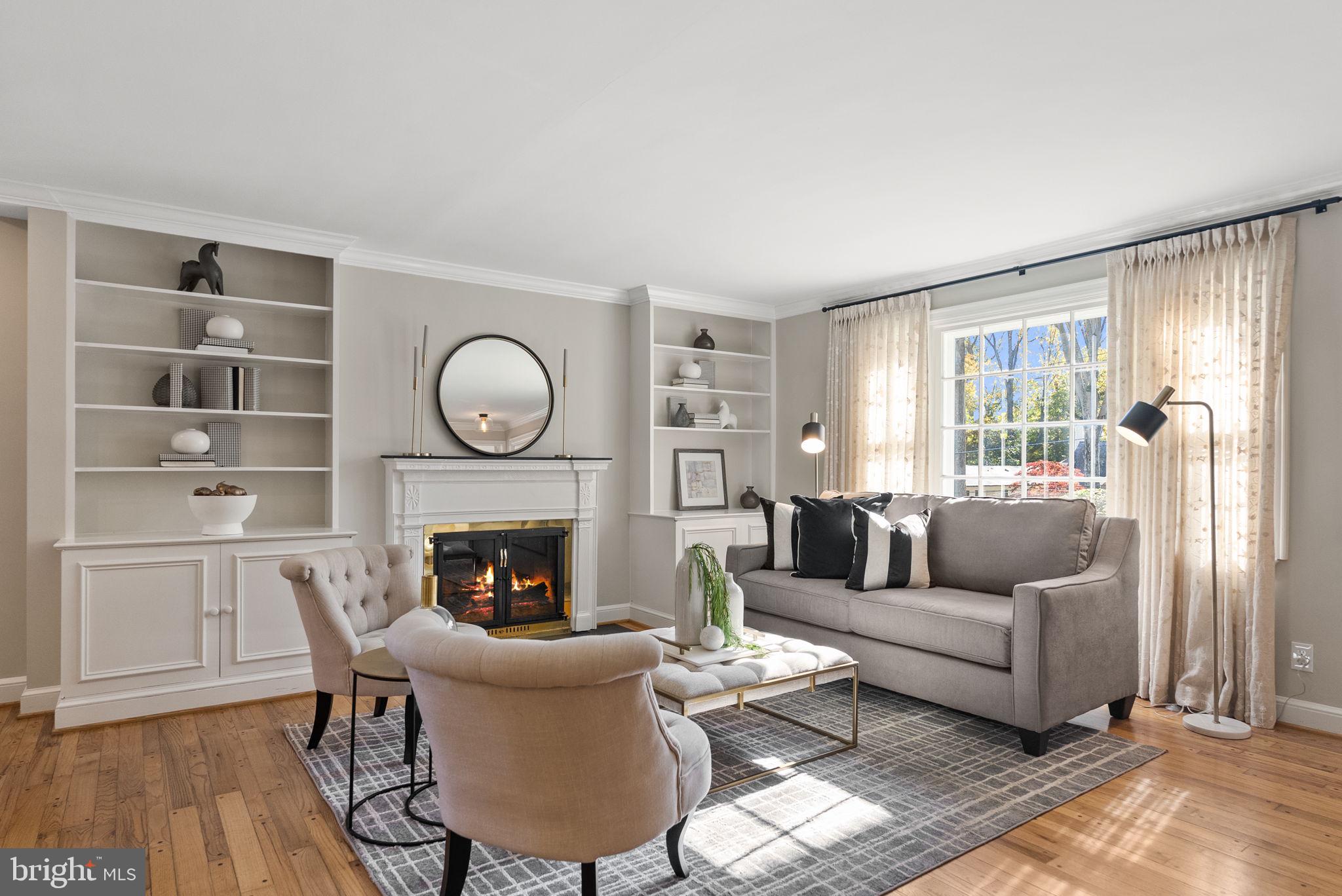 COUNTRY CLUB VILLAGE - Residential