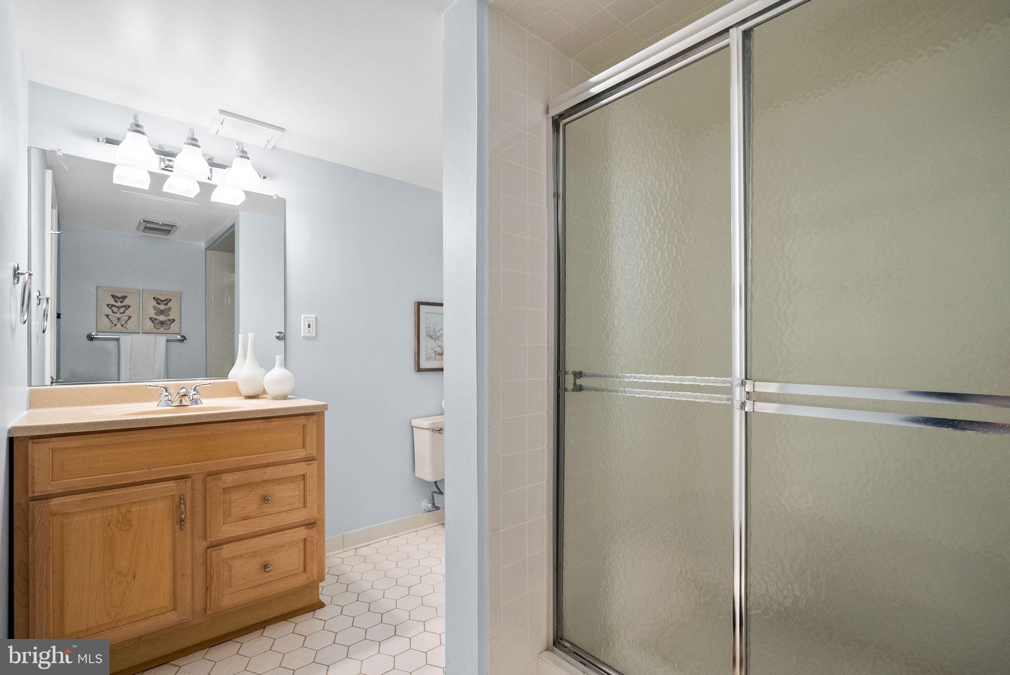 COUNTRY CLUB VILLAGE - Residential