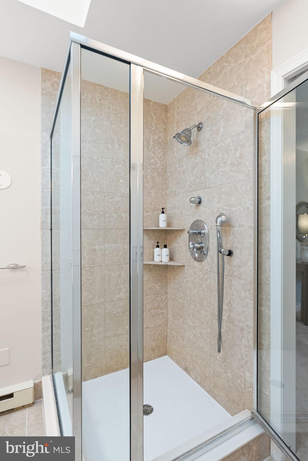 COUNTRY CLUB VILLAGE - Residential