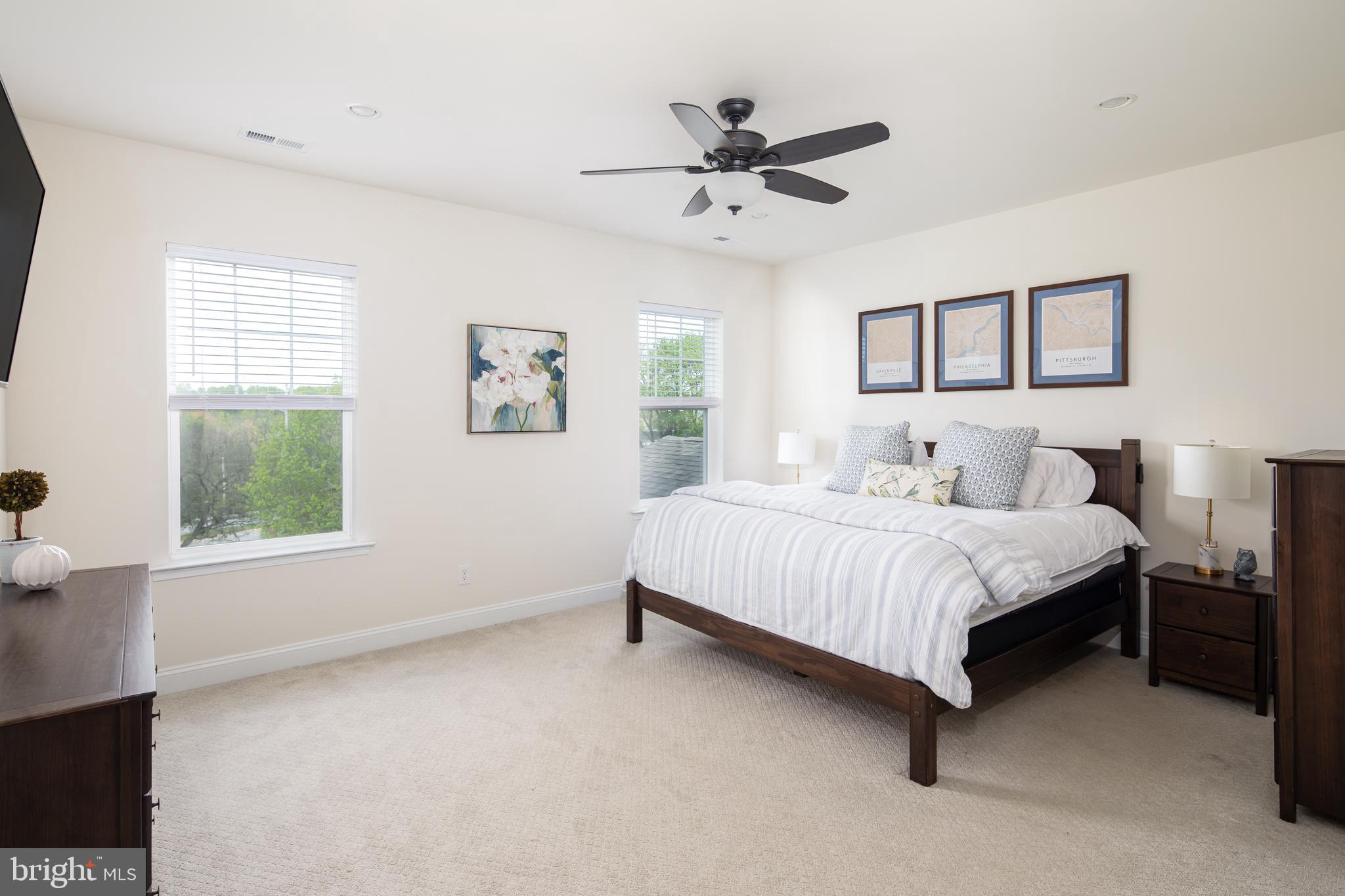 WILLISTOWN POINT - Residential