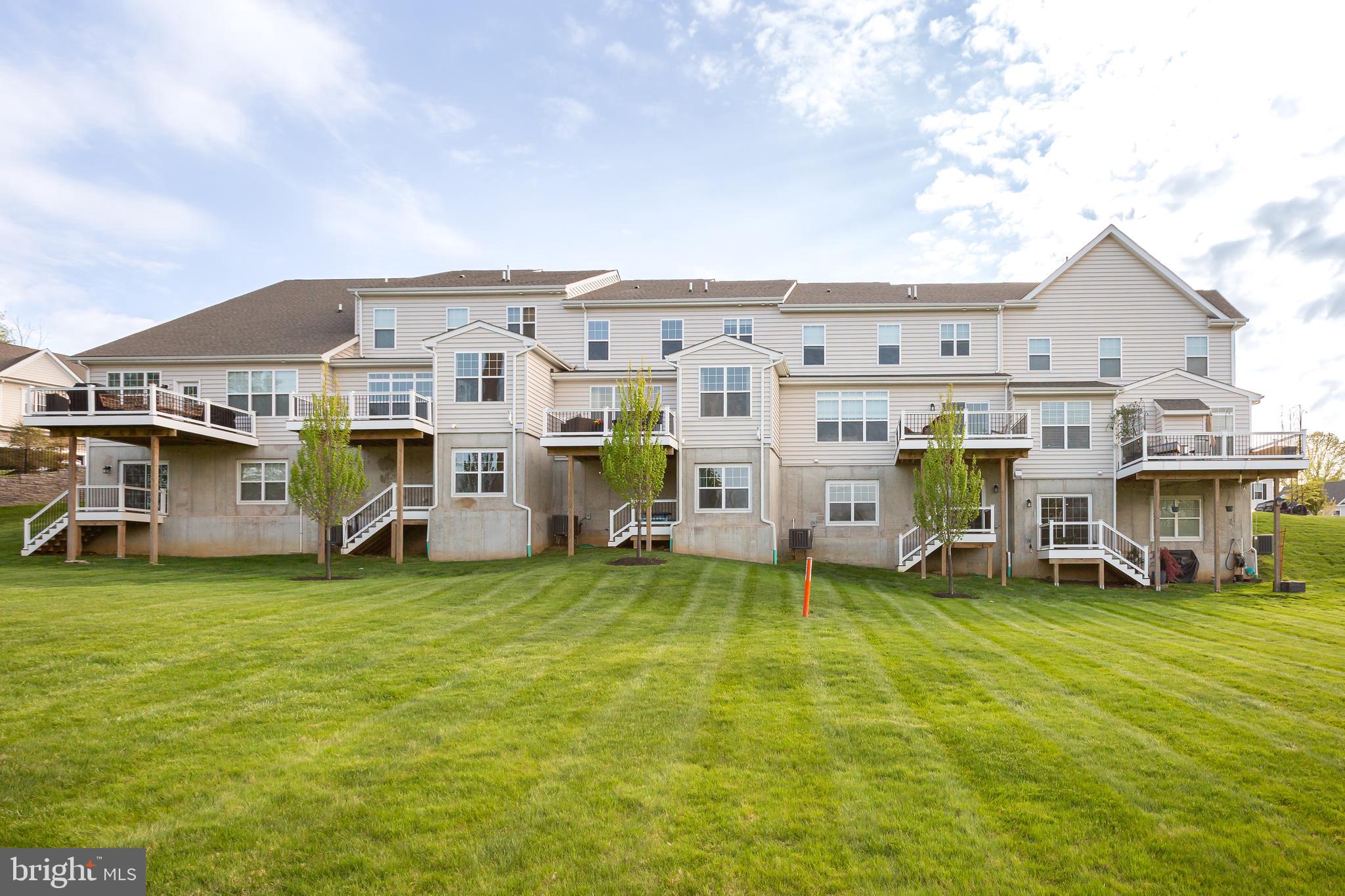 WILLISTOWN POINT - Residential