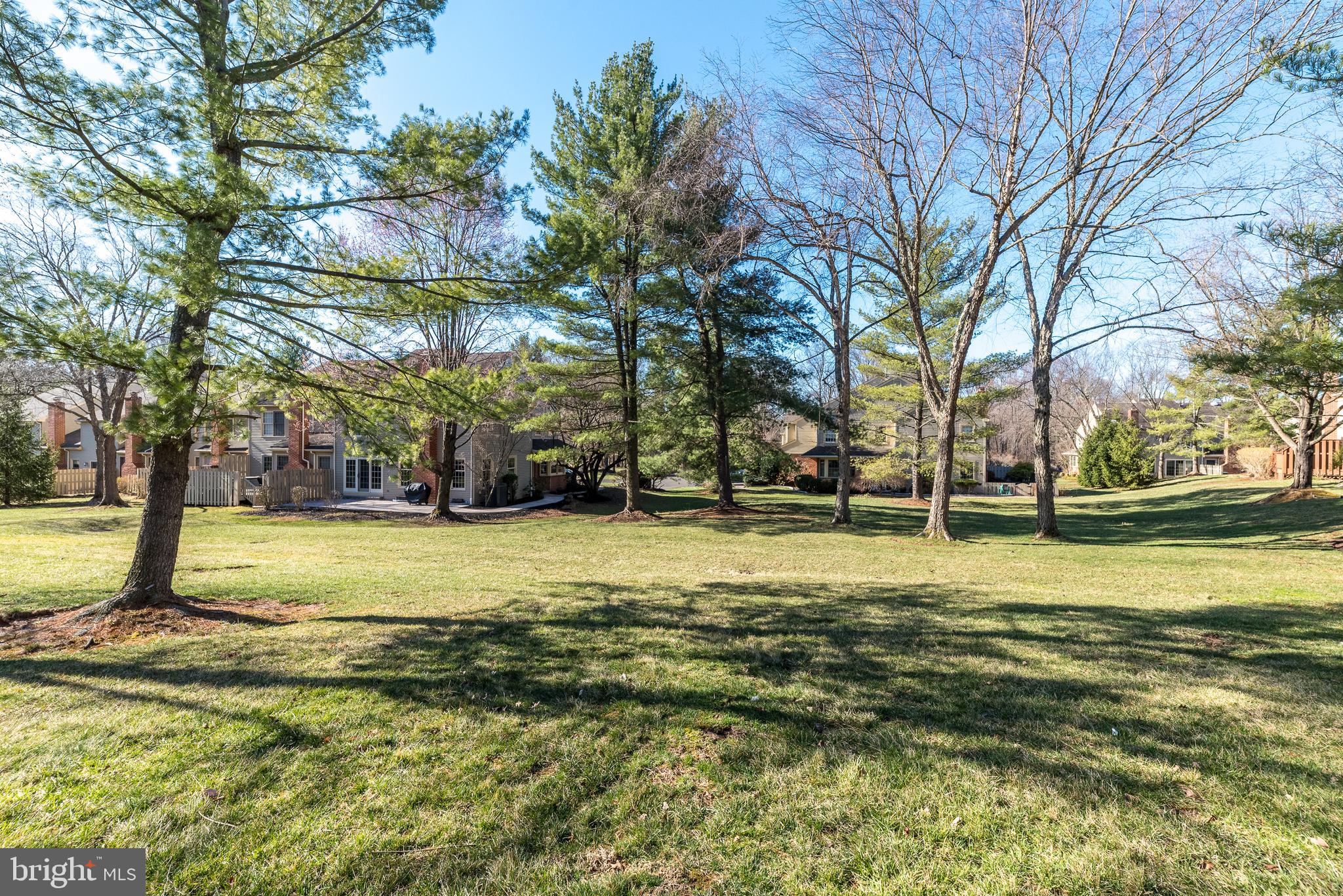 GWYNEDD HUNT - Residential