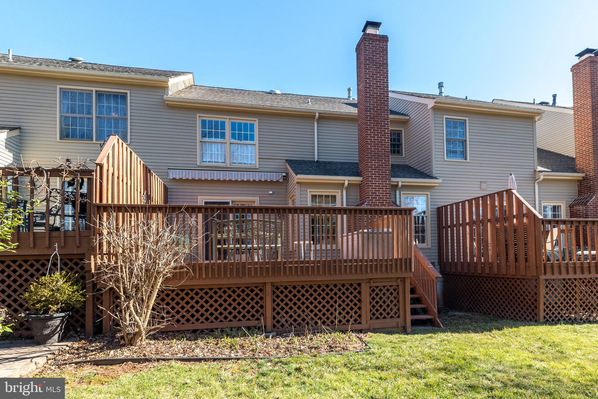 GWYNEDD HUNT - Residential