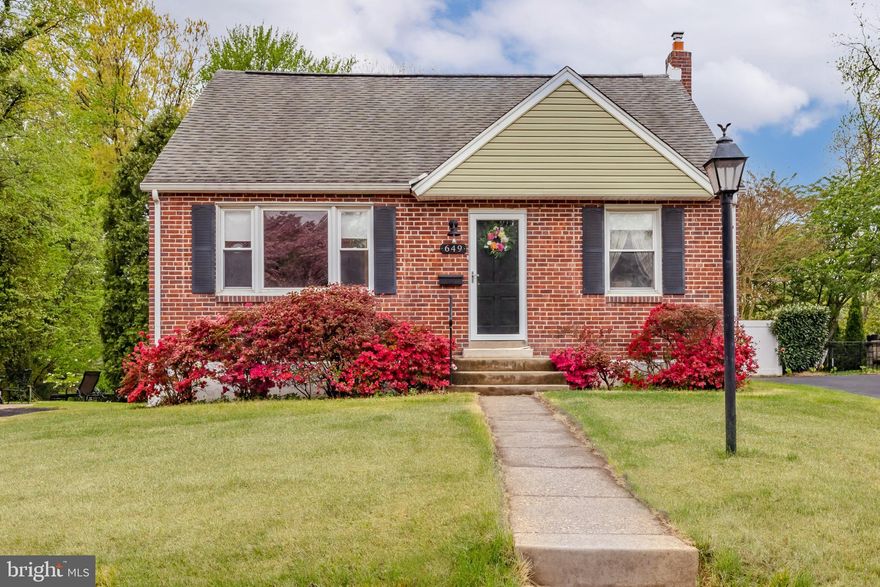 Welcome to a home that’s been thoughtfully cared for and updated in one of Havertown’s most desirable neighborhoods. This classic brick Cape Cod offers 3 bedrooms, 1.5 baths, and a bright, inviting layout filled with natural light. The main level features a spacious living room highlighted by a charming bay window and beautifully maintained oak hardwood floors. The recently renovated kitchen is a standout, complete with white shaker cabinetry, stainless steel appliances, stylish tile work, and modern lighting, all flowing seamlessly into a generous dining area—perfect for everyday living and entertaining. A convenient first-floor bedroom and a discreetly located powder room add flexibility to the layout.
Upstairs, you’ll find two generously sized bedrooms and a well-appointed hall bath. The home’s original hardwood floors continue throughout, creating a warm and cohesive feel. The basement provides laundry, utilities, and abundant storage, with excellent potential to be finished for additional living space—plus easy access to plumbing for a future bathroom.
Outside, enjoy a large backyard and patio, along with ample driveway parking. Ideally located near Bailey Park, the shops and dining along Brookline Boulevard, and Manoa Shopping Center, as well as schools, the library, and public transportation. Set on a picturesque, tree-lined street, this home offers easy access to local events and parades along Darby Road. A wonderful opportunity to own a move-in ready home in the heart of Haverford Township.