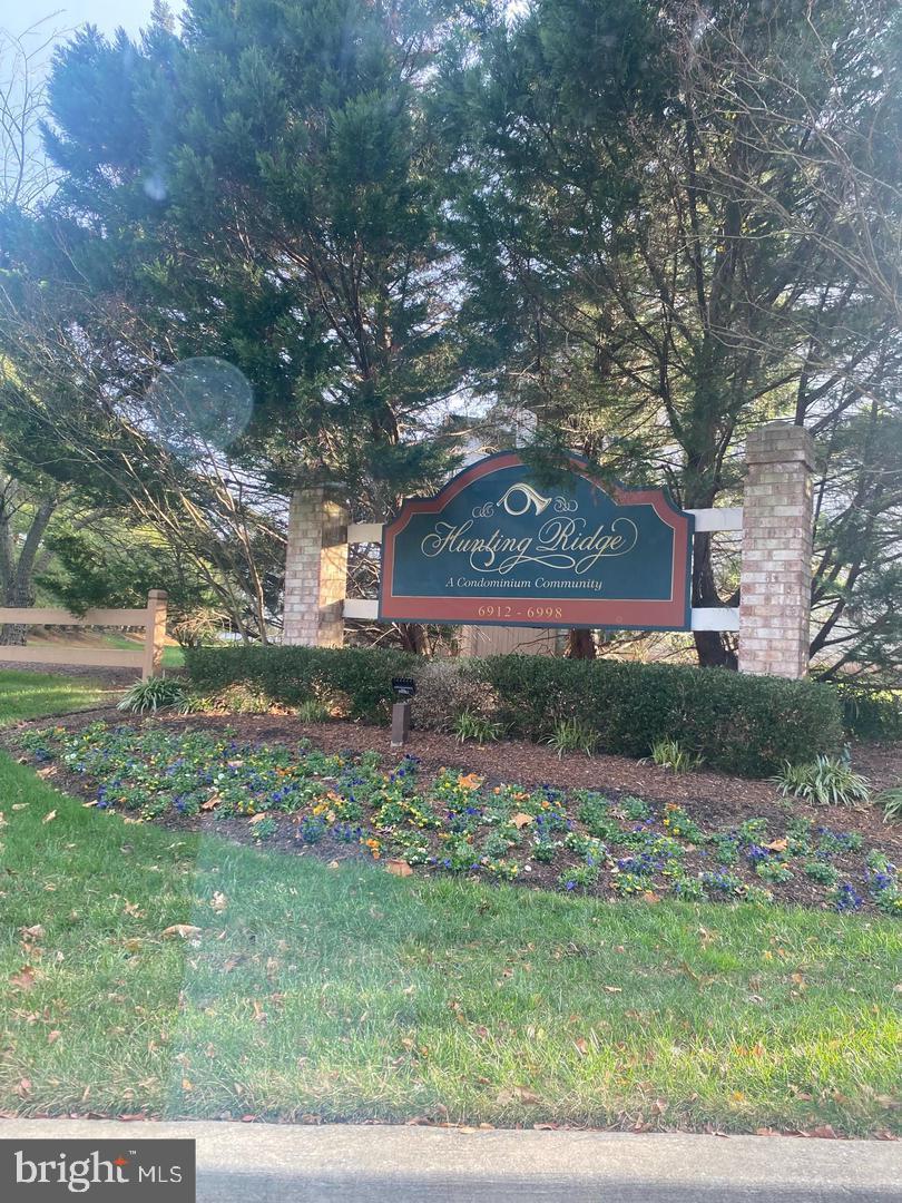 HUNTING RIDGE CONDOMINIUM - Residential
