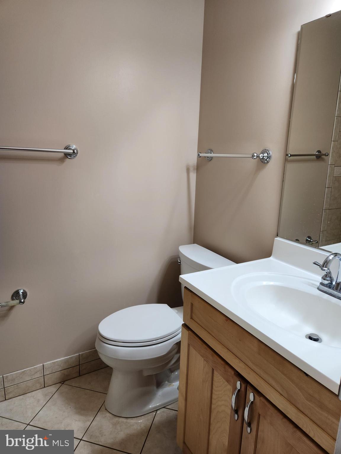 HUNTING RIDGE CONDOMINIUM - Residential