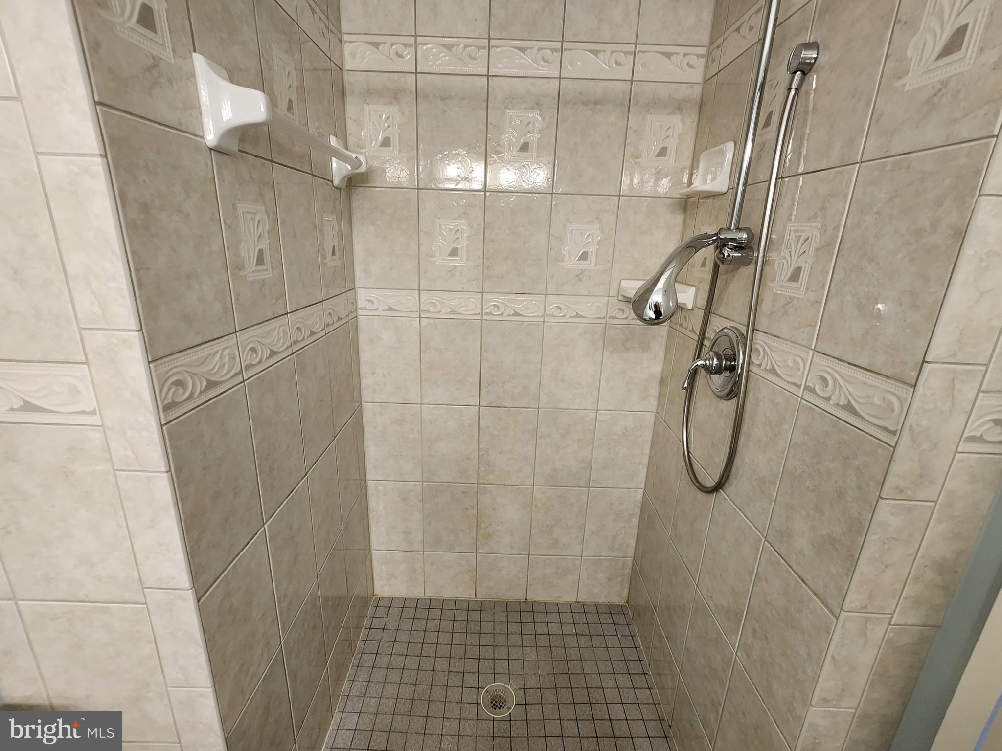 HUNTING RIDGE CONDOMINIUM - Residential