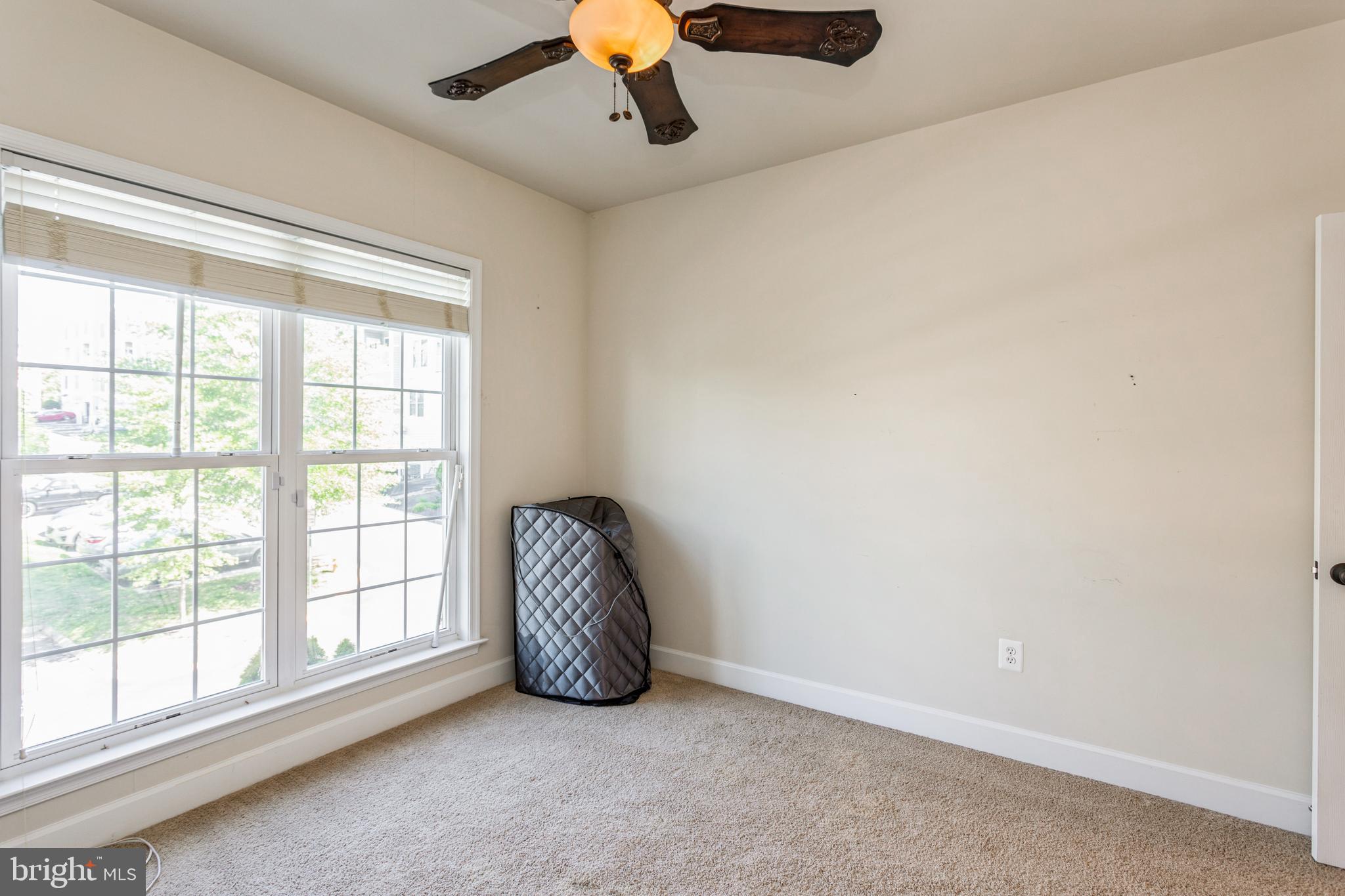 POTOMAC CLUB - Residential Lease