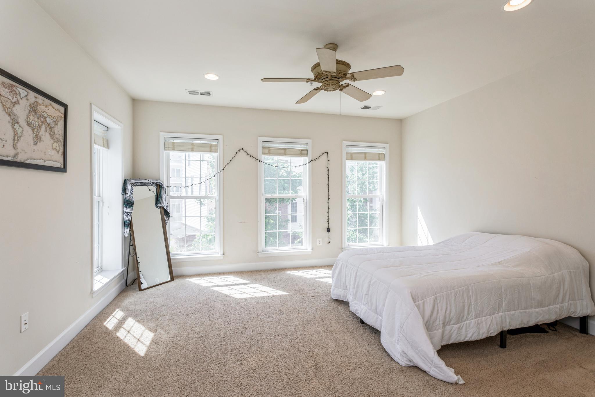 POTOMAC CLUB - Residential Lease