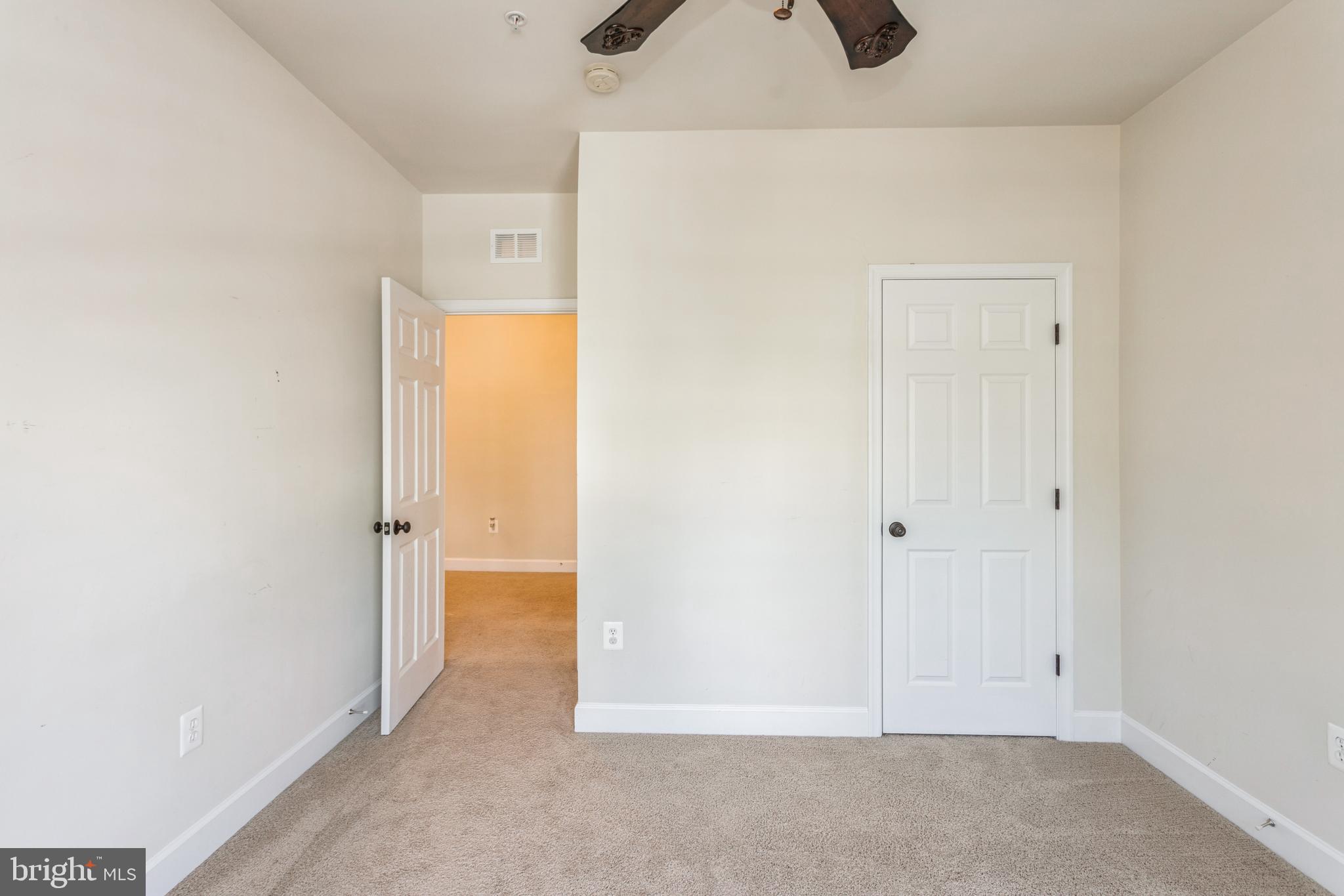 POTOMAC CLUB - Residential Lease