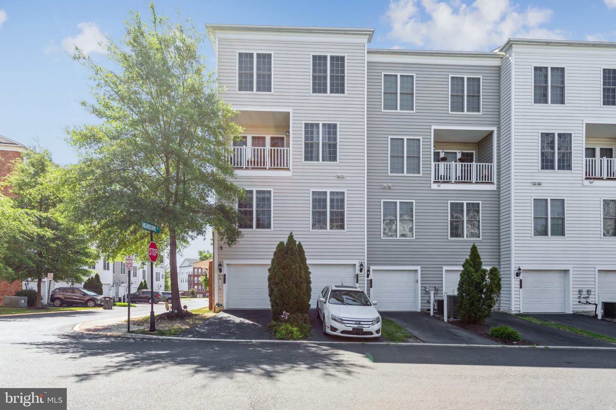 POTOMAC CLUB - Residential Lease