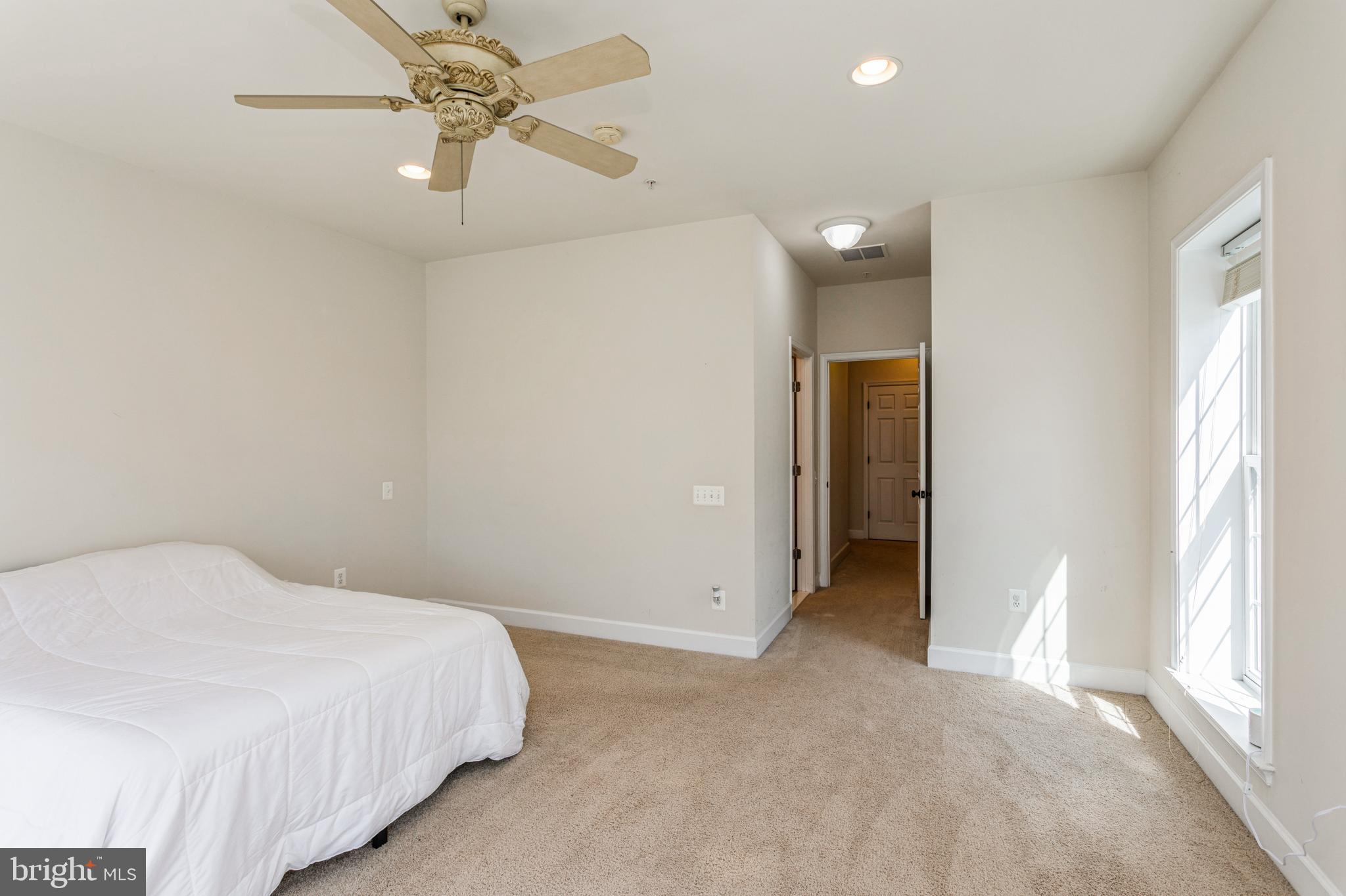 POTOMAC CLUB - Residential Lease